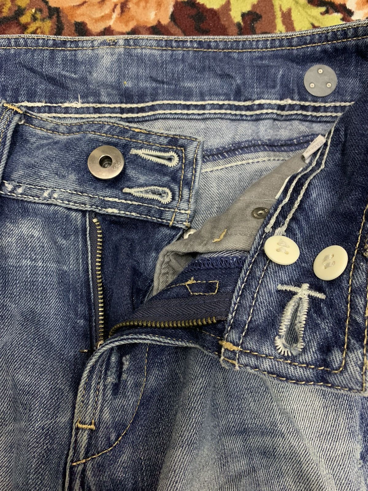 G-Star Distressed G Star RAW GS01 Size US 28 / EU 44 - 3 Thumbnail