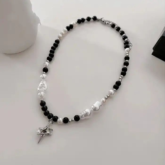 Jewelry Pearl Beads Chain with Spikes Short Choker Necklace Size ONE SIZE - 3 Thumbnail