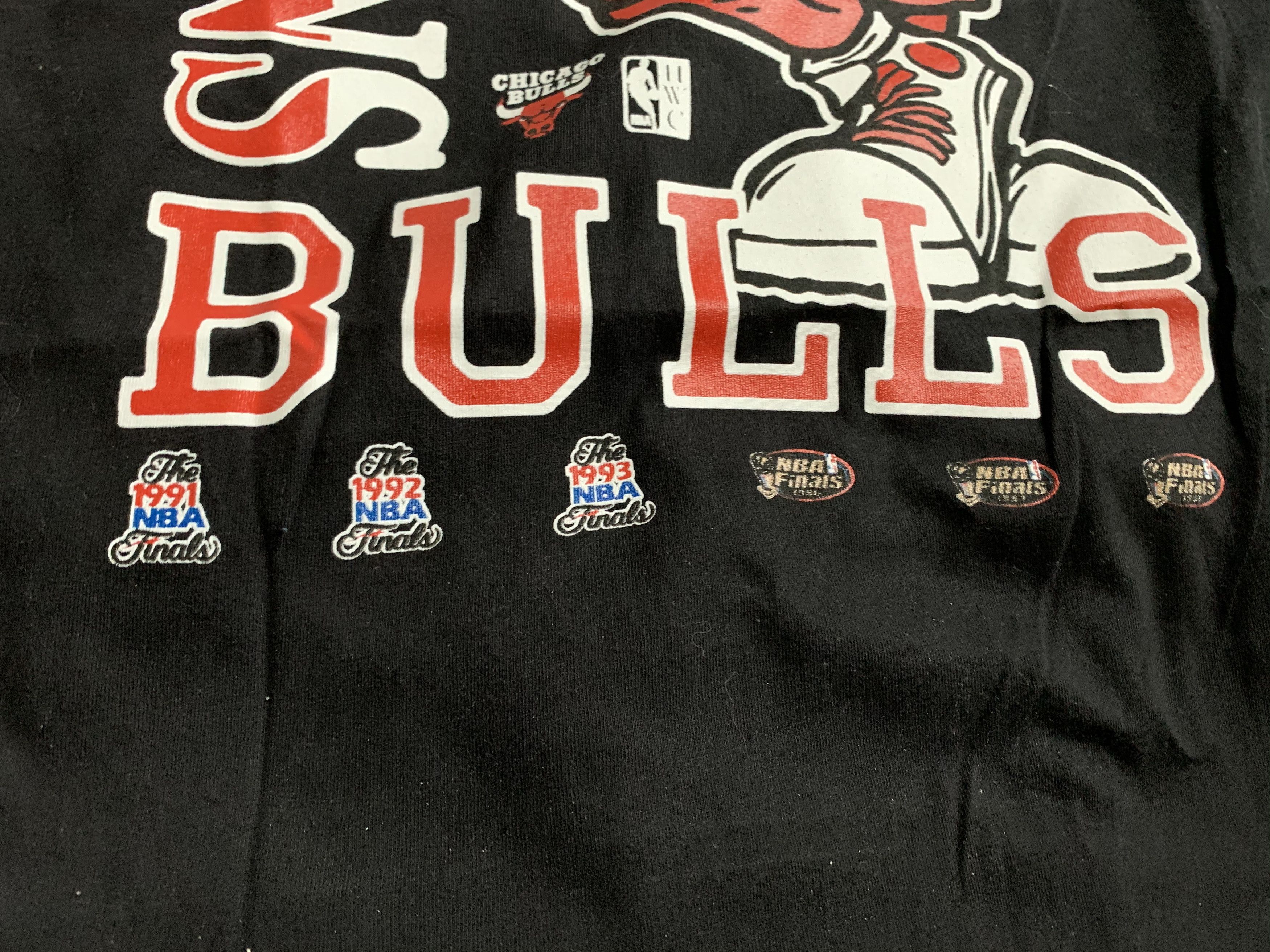 Mitchell & Ness × NBA Mitchell & Ness Chicago Bulls Last Dance Tee Shirt Size US L / EU 52-54 / 3 - 3 Thumbnail