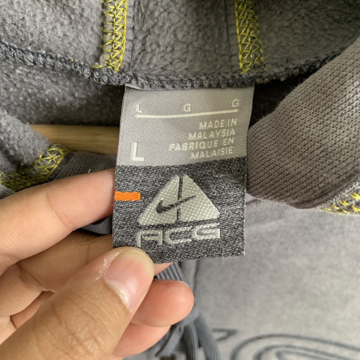 Nike ACG × Vintage Vintage Nike ACG Distressed zipper Hoodie Size US L / EU 52-54 / 3 - 4 Thumbnail