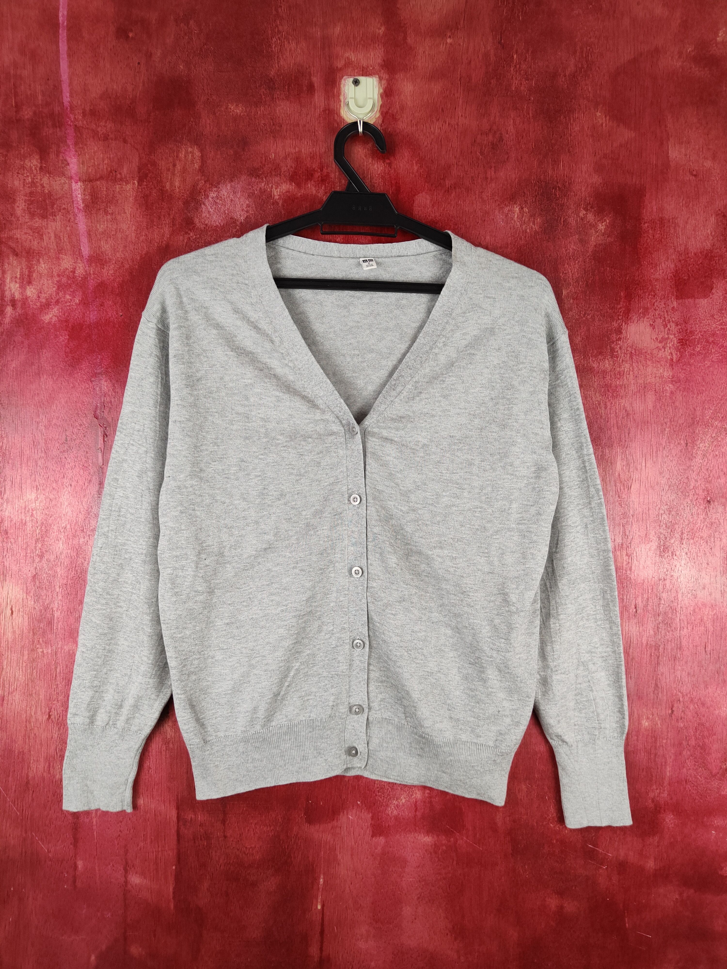 Japanese Brand × Uniqlo Uniqlo Gray Cardigan thin knitwear japan #S918 Size M / US 6-8 / IT 42-44 - 1 Thumbnail