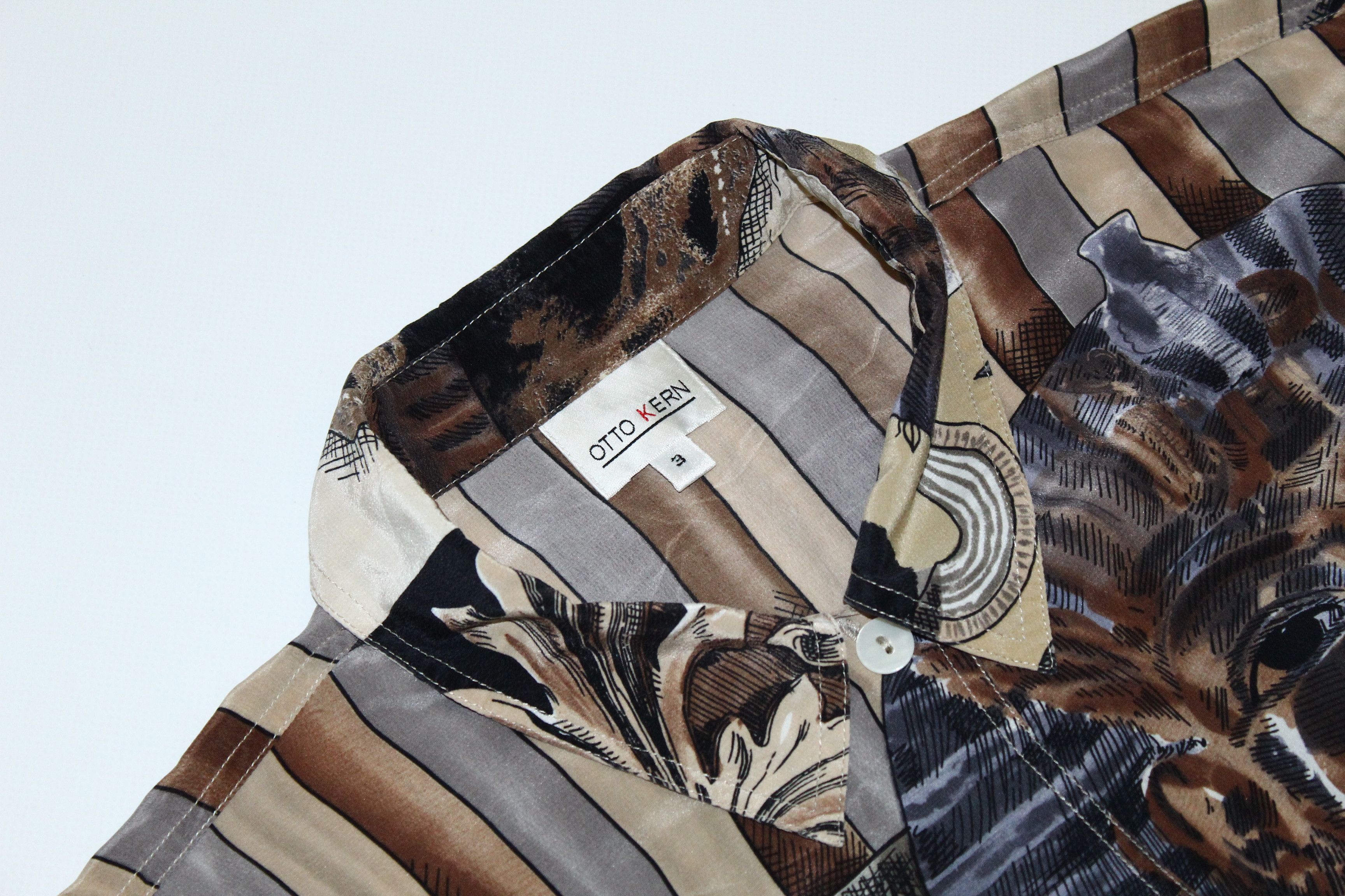 Japanese Brand Vintage Otto Kern Egyptian Artwork Design Luxury Silk Shirt Size US L / EU 52-54 / 3 - 4 Thumbnail