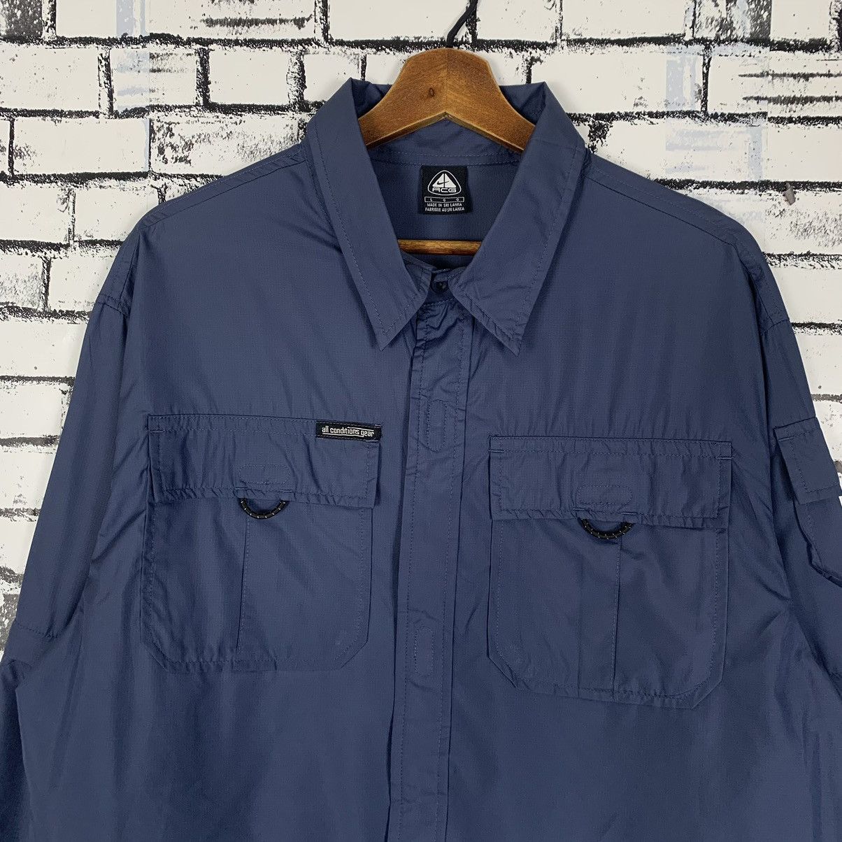 Nike Nike ACG Lightweight Shirt Size US L / EU 52-54 / 3 - 2 Thumbnail