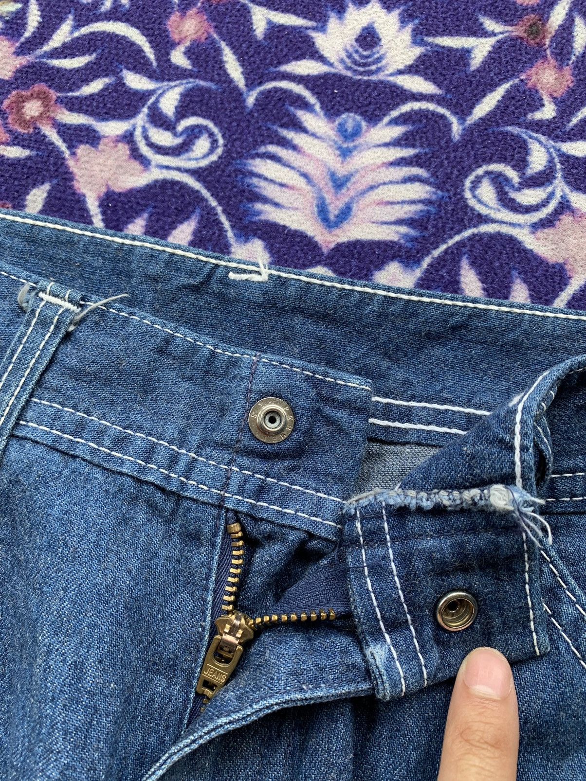 Japanese Brand Vintage Bison Faded Wash Denim Size US 29 - 5 Thumbnail