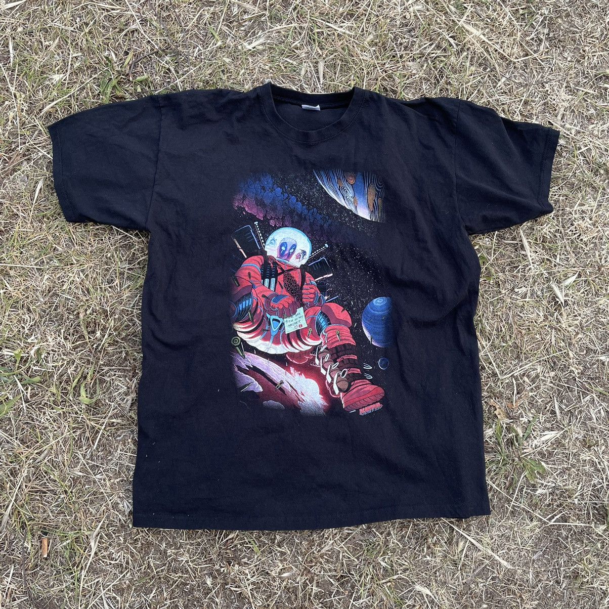 Vintage Vintage Y2K Sun Faded Graphic Tee Marvel Skate Streetwear M Size US M / EU 48-50 / 2 - 1 Thumbnail