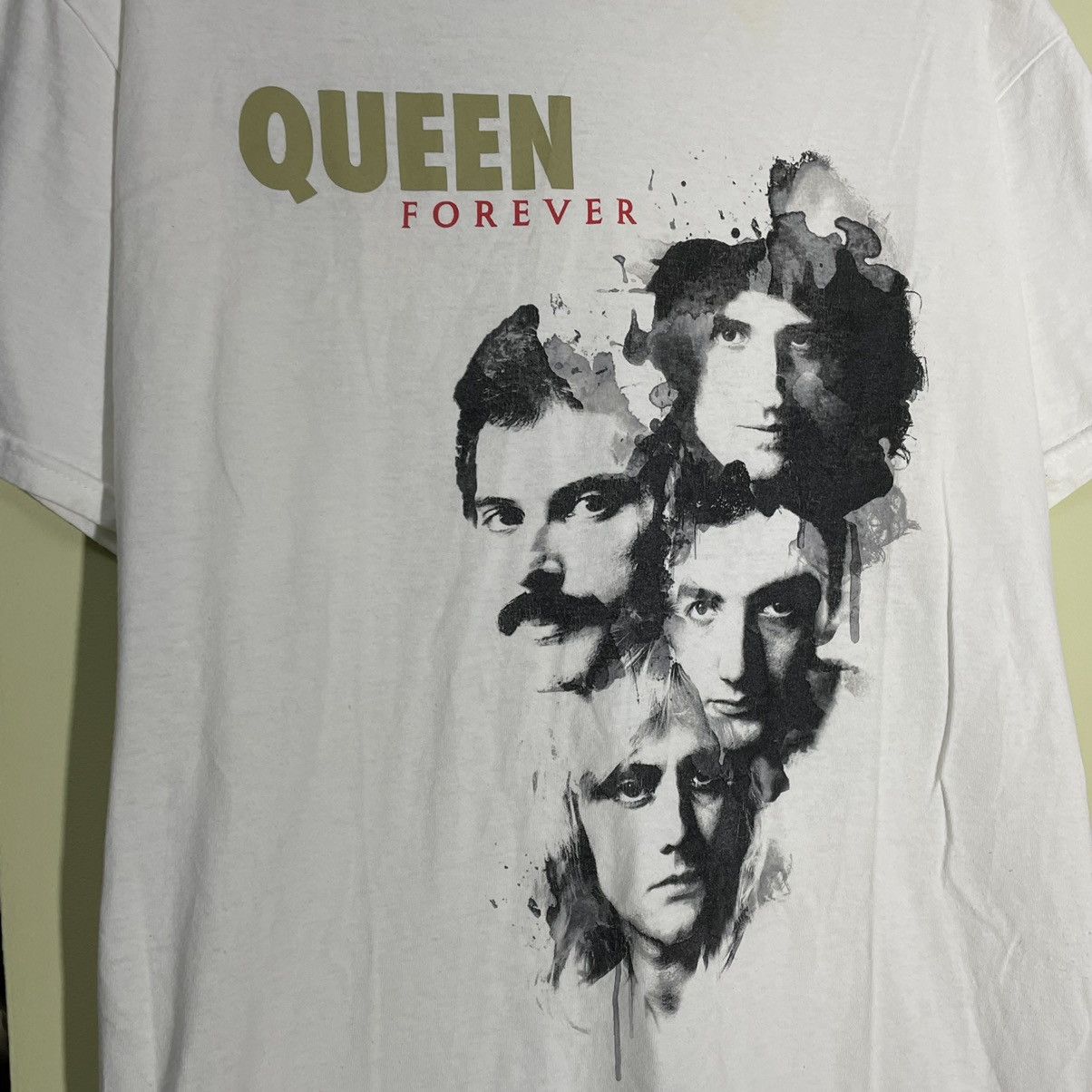 Vintage Vintage Queen Band Tee Sun Faded Graphic Print Grunge XL Size US XL / EU 56 / 4 - 4 Thumbnail