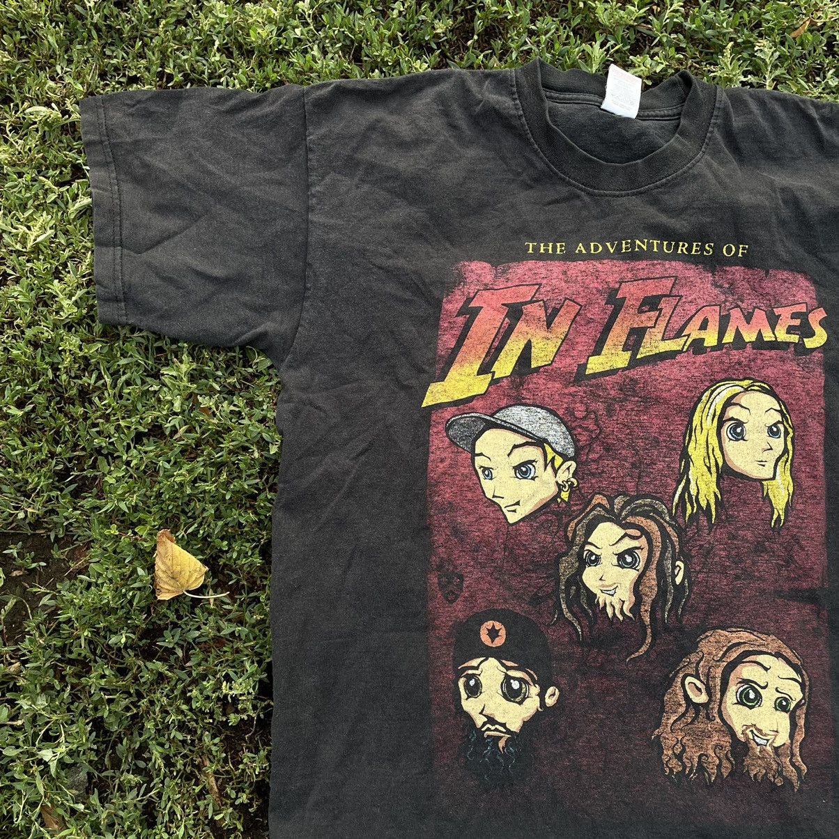 Vintage Vintage Y2K In Flames Sun Faded Graphic Tee Grunge Baggy L Size US L / EU 52-54 / 3 - 3 Thumbnail