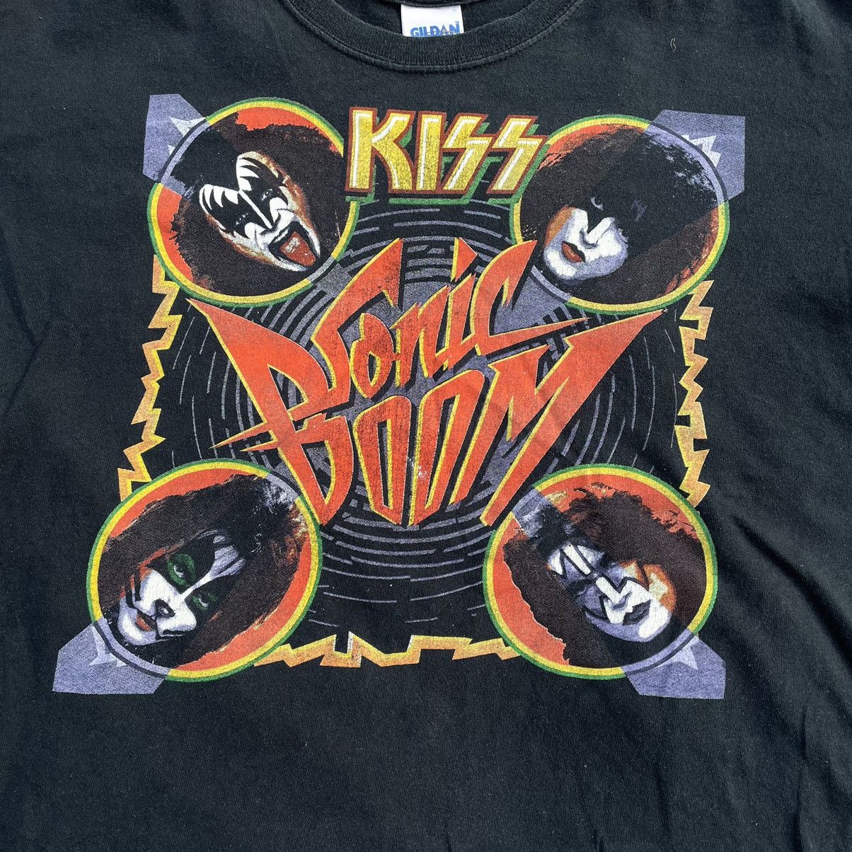 Vintage Vintage Y2K Kiss Band Graphic Tee Sun Faded Grunge Cropped L Size US L / EU 52-54 / 3 - 4 Thumbnail