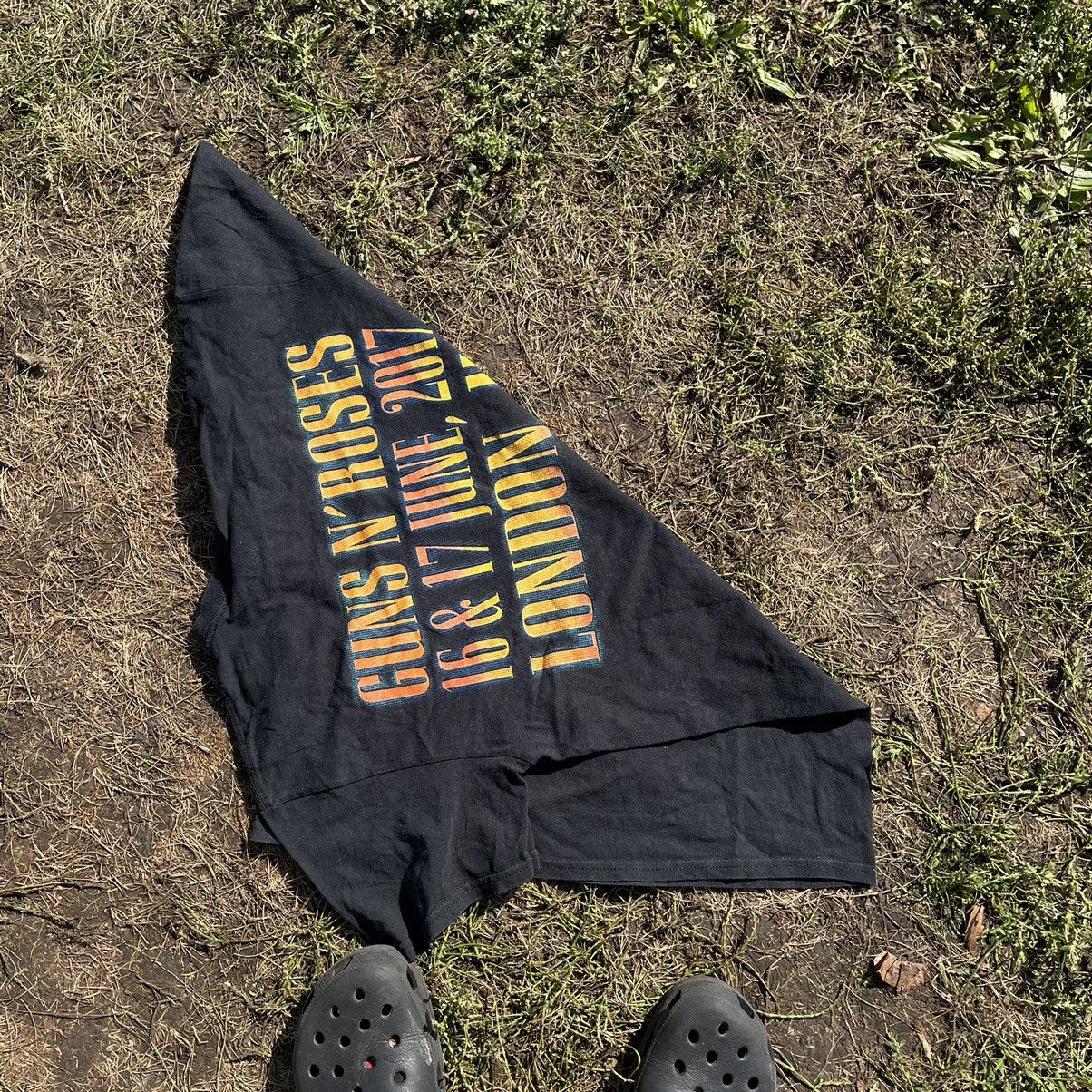 Vintage Vintage 90s Guns N Roses Tour Band Tee Sun Faded Relaxed XL Size US XL / EU 56 / 4 - 5 Thumbnail