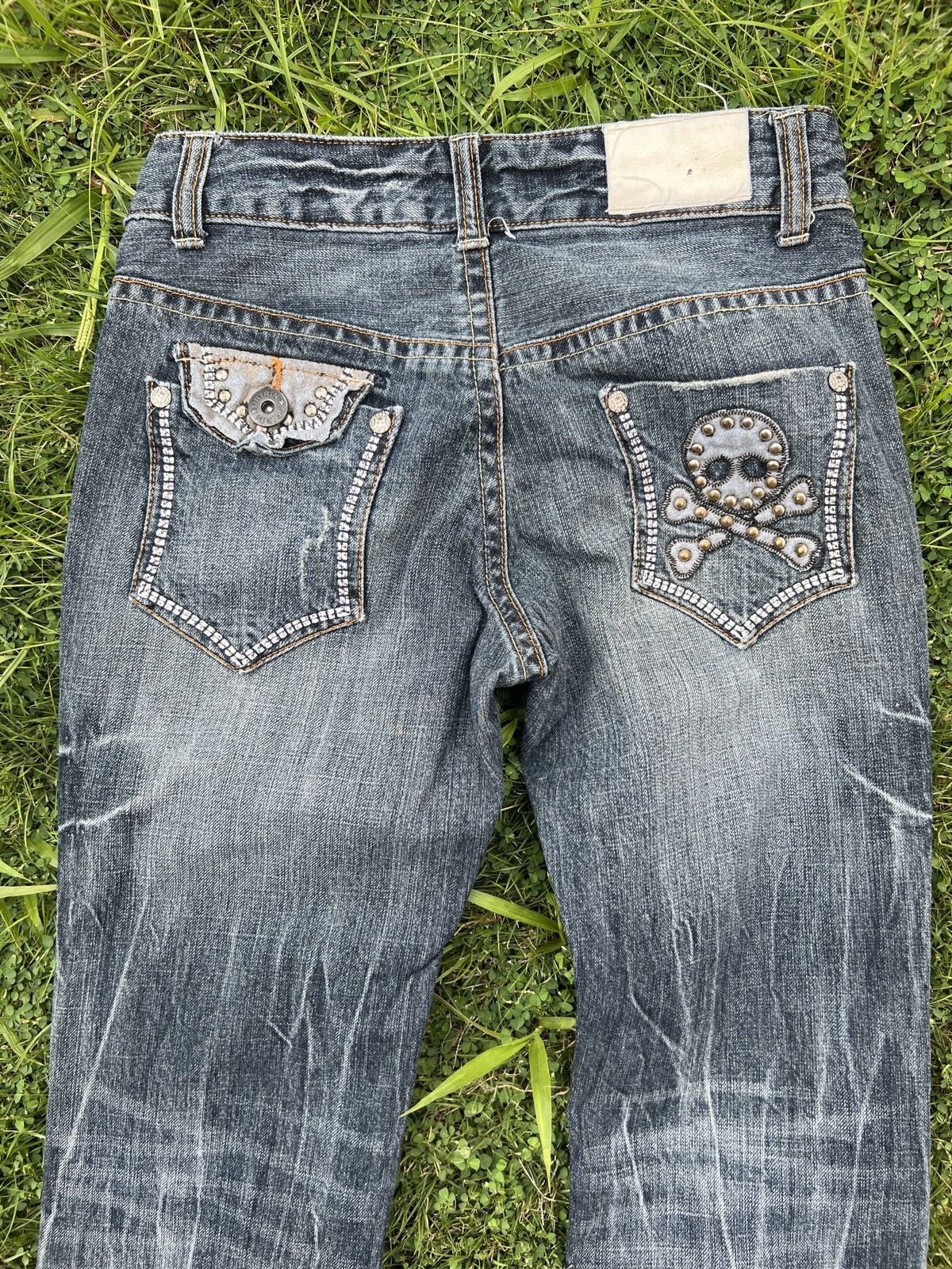 Japanese Brand × Vintage Vintage ☠️Skull Design Jeans Size US 26 / EU 42 - 1 Thumbnail
