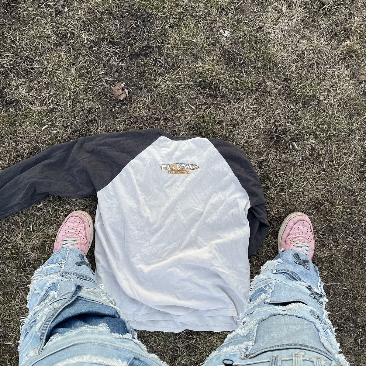 Vintage Vintage 90s Graphic Tee Sun Faded Raglan Sleeve Humor Tee L Size US L / EU 52-54 / 3 - 7 Thumbnail