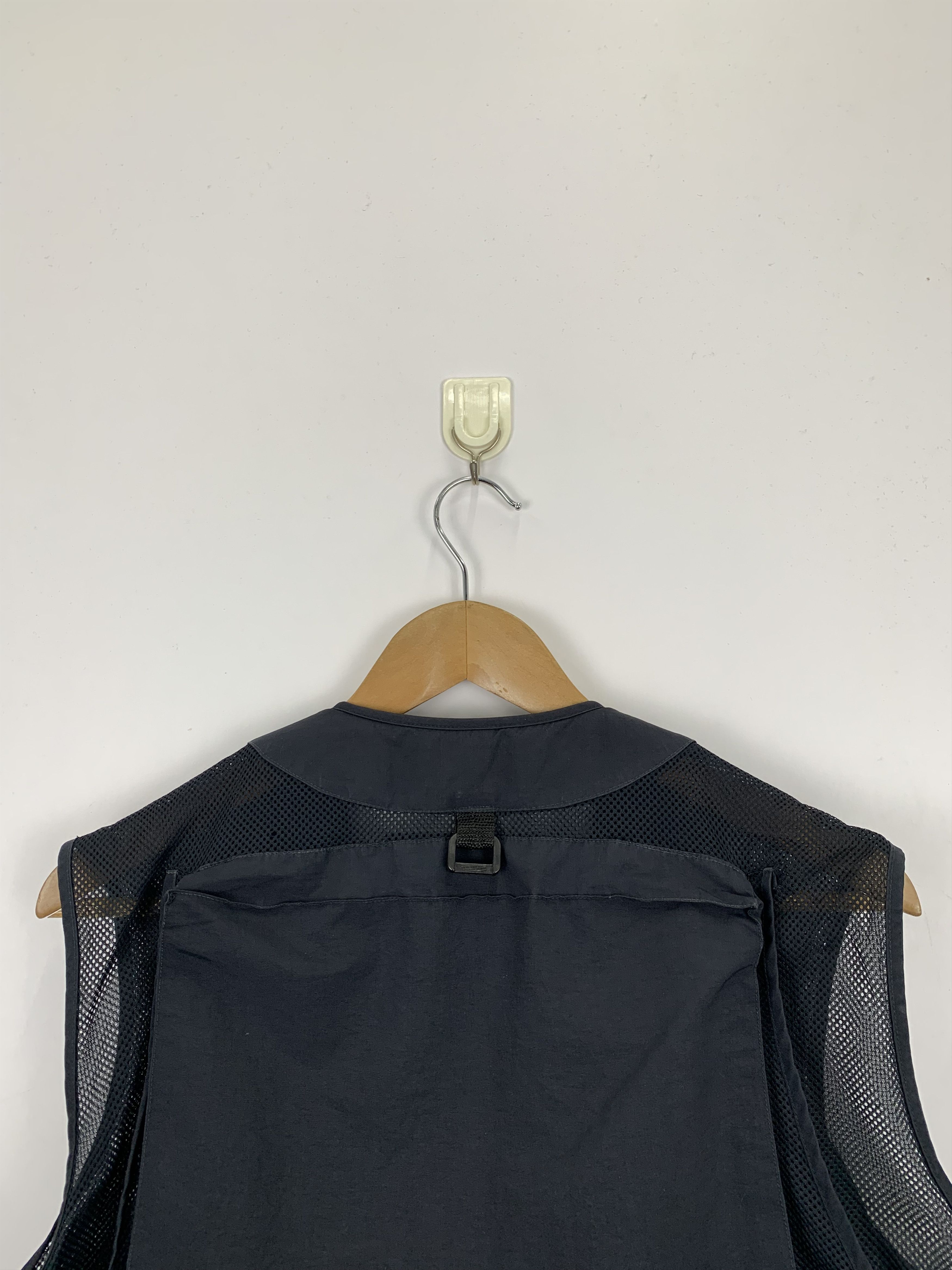 Japanese Brand Vintage Walrus Multi Pocket Tactical Vest J0986 Size US L / EU 52-54 / 3 - 4 Thumbnail