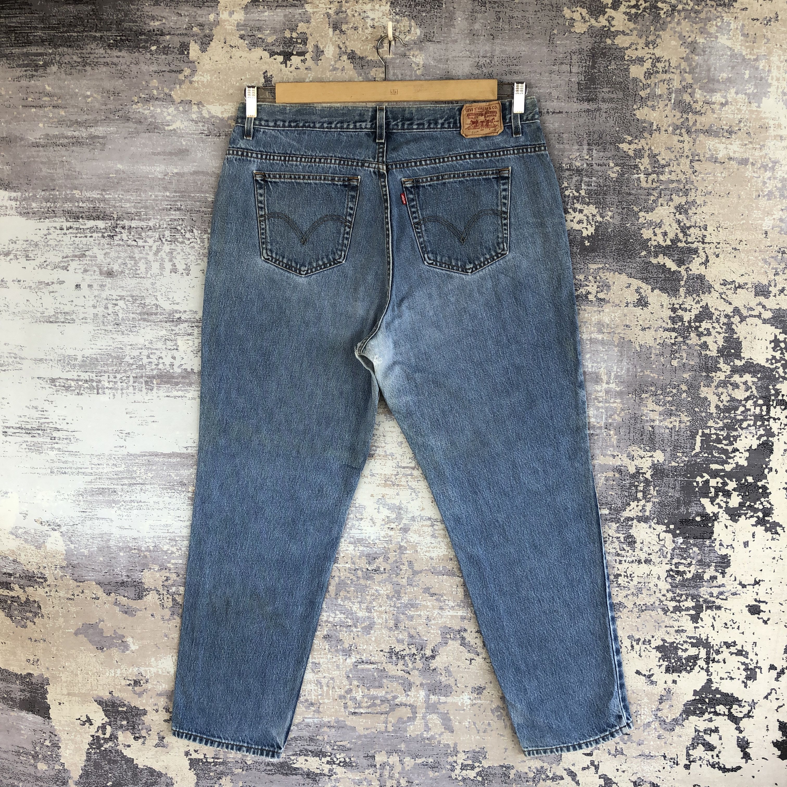 Levi's Vintage Levis Sun Faded Blue Jeans Levi's 550 Denim Pants Size US 38 / EU 54 - 2 Thumbnail