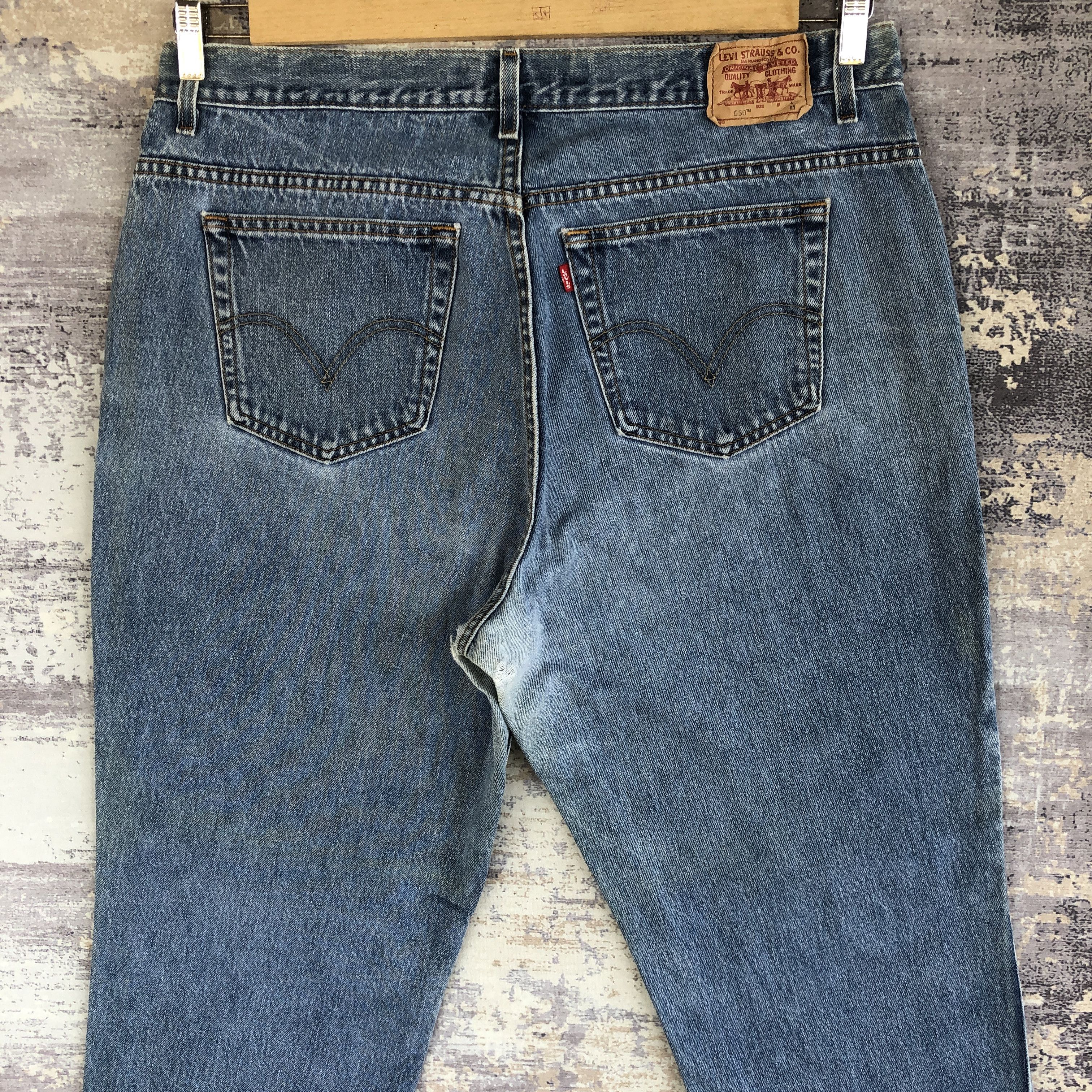 Levi's Vintage Levis Sun Faded Blue Jeans Levi's 550 Denim Pants Size US 38 / EU 54 - 4 Thumbnail