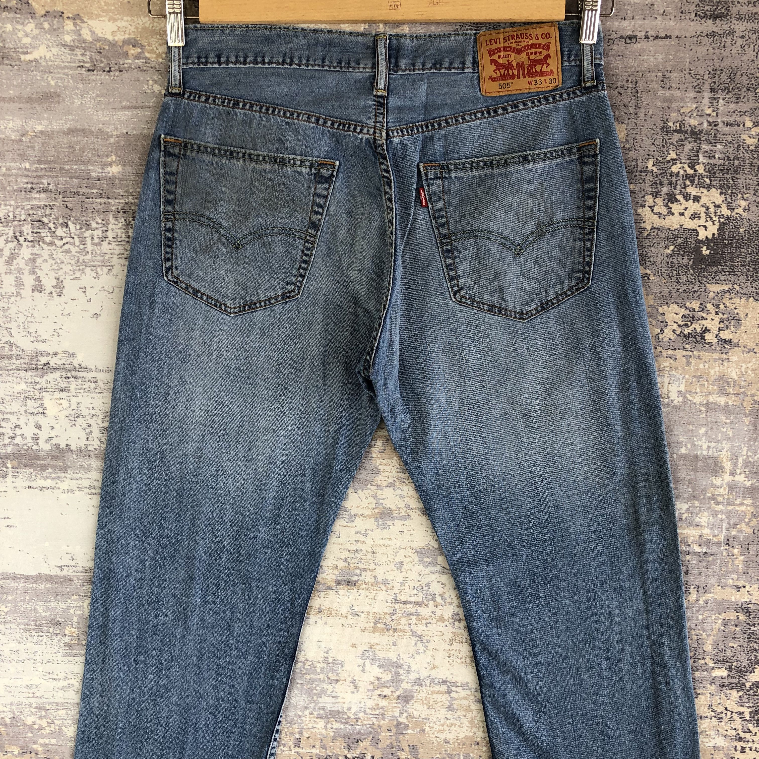 Levi's × Vintage Vintage Levis Sun Faded Jeans Levi's Light Wash Denim Size US 32 / EU 48 - 4 Thumbnail
