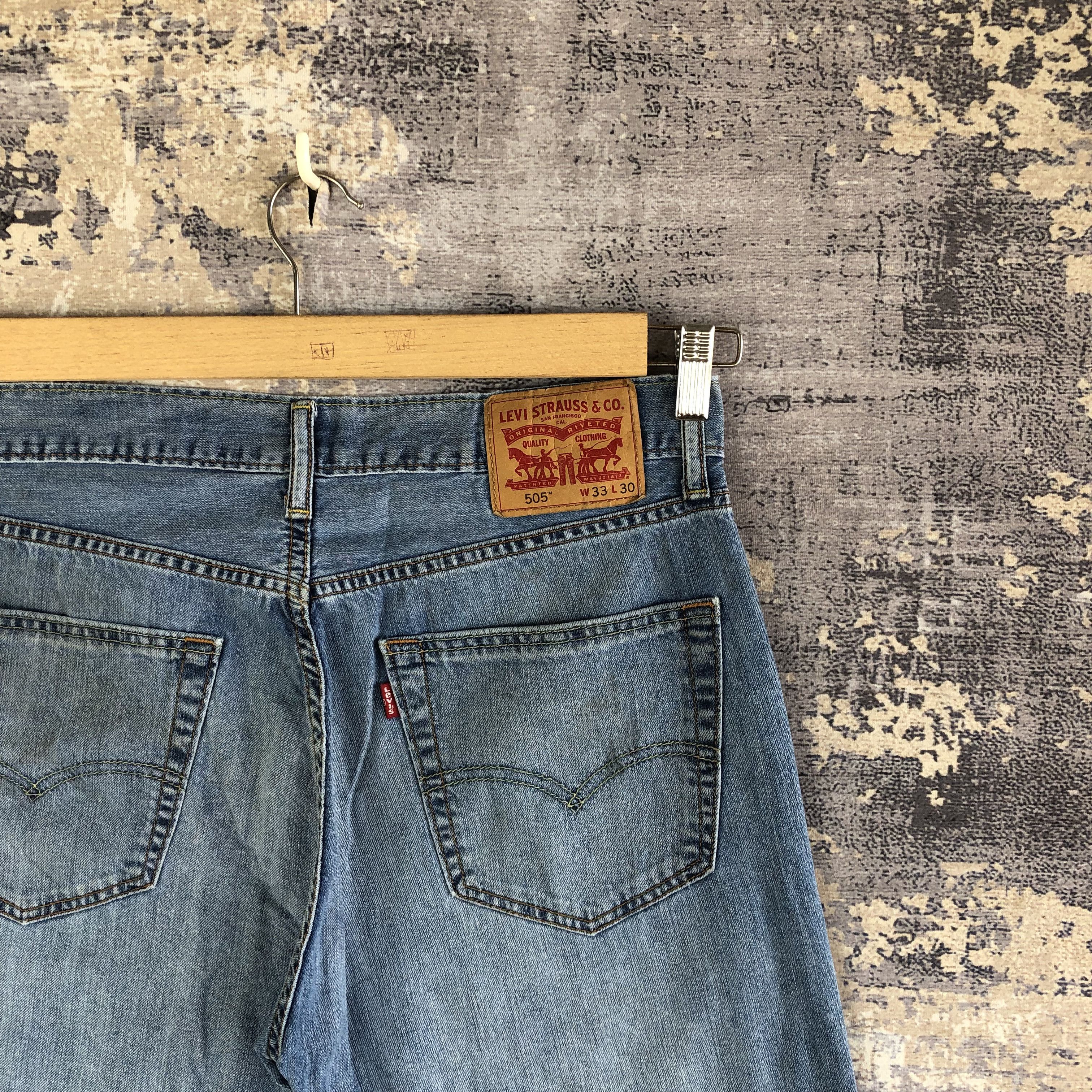 Levi's × Vintage Vintage Levis Sun Faded Jeans Levi's Light Wash Denim Size US 32 / EU 48 - 5 Thumbnail