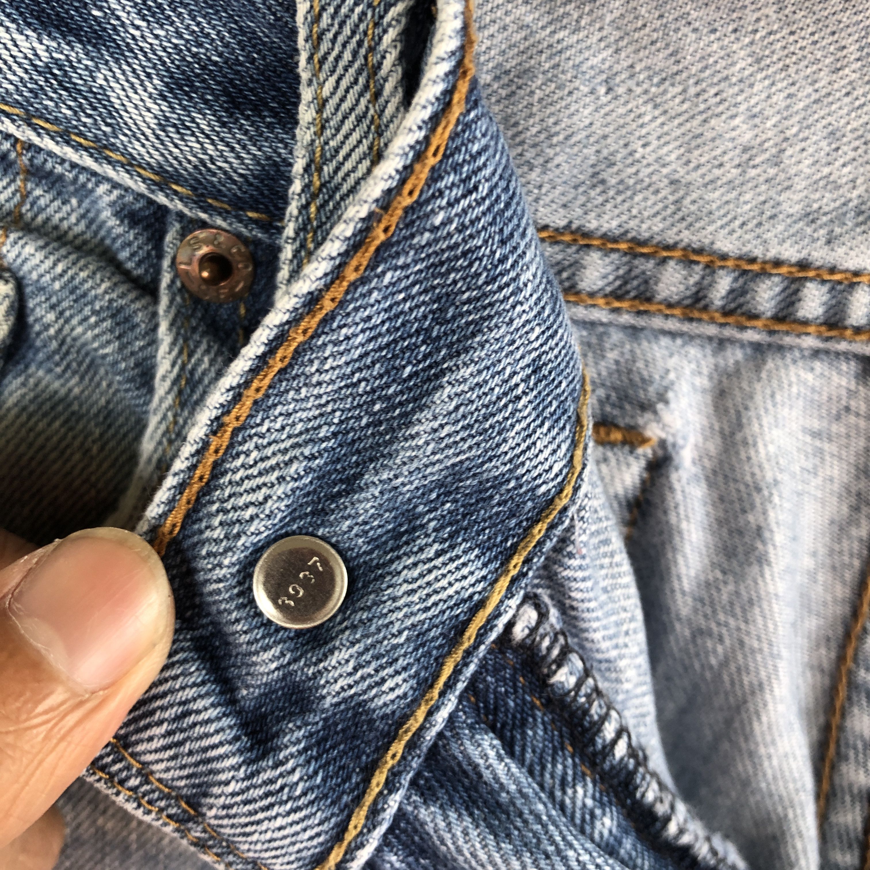 Levi's × Vintage Vintage Levi's 516 Jeans Levis Sun Faded Blue Denim Pants Size US 33 - 7 Thumbnail