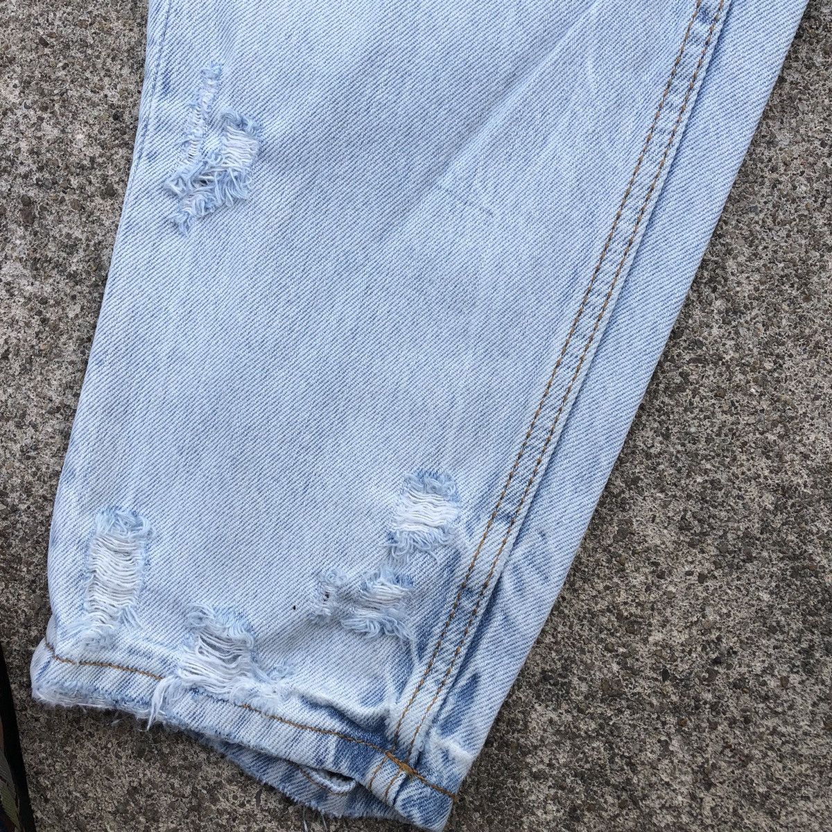 Zara 🔥Trash🔥ZARA Stoned Wash Rips Distress Denim Jeans Size US 32 / EU 48 - 9 Thumbnail