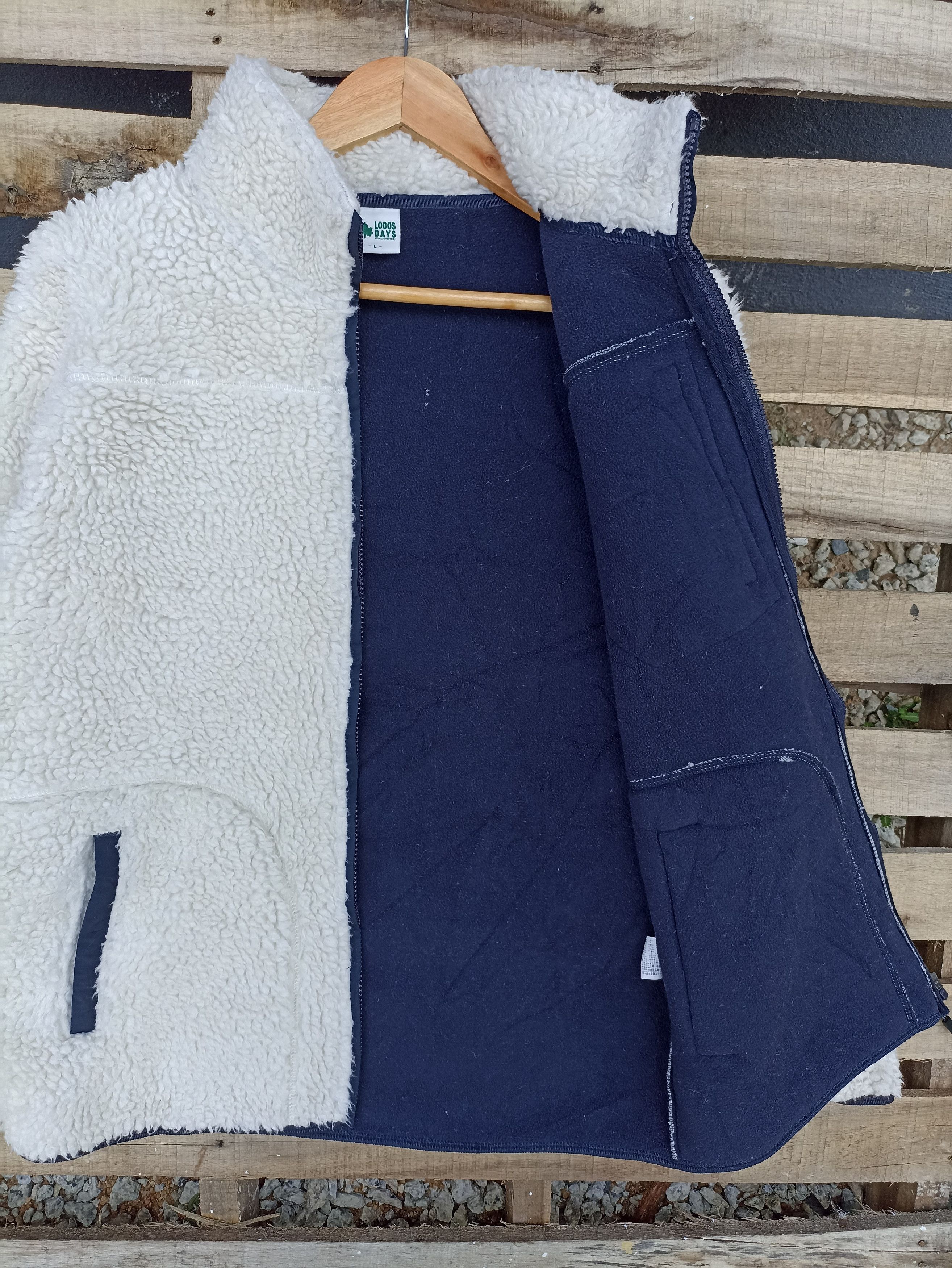 Japanese Brand Logos Days Sherpa Bulky Fleece Size US L / EU 52-54 / 3 - 4 Thumbnail