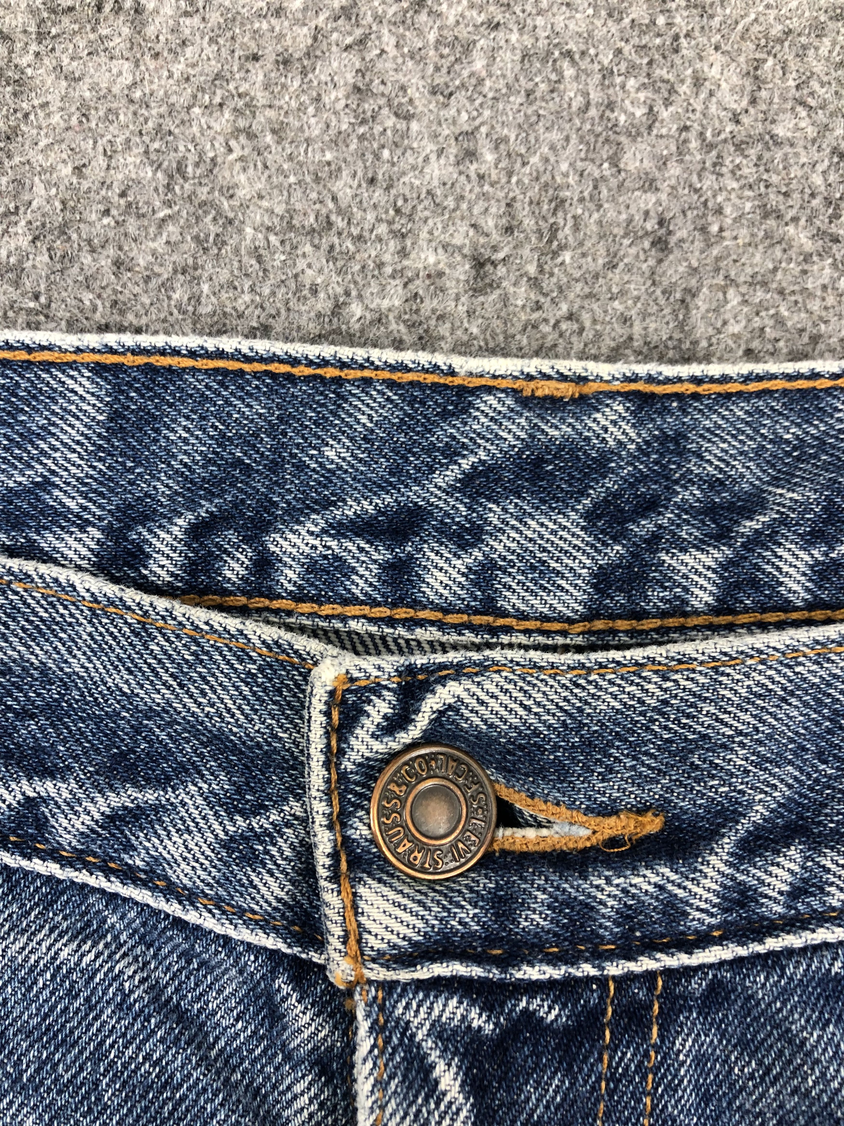 Levi's × Vintage Vintage 90s Levis 545 Faded Blue Jeans Size US 37 - 10 Thumbnail