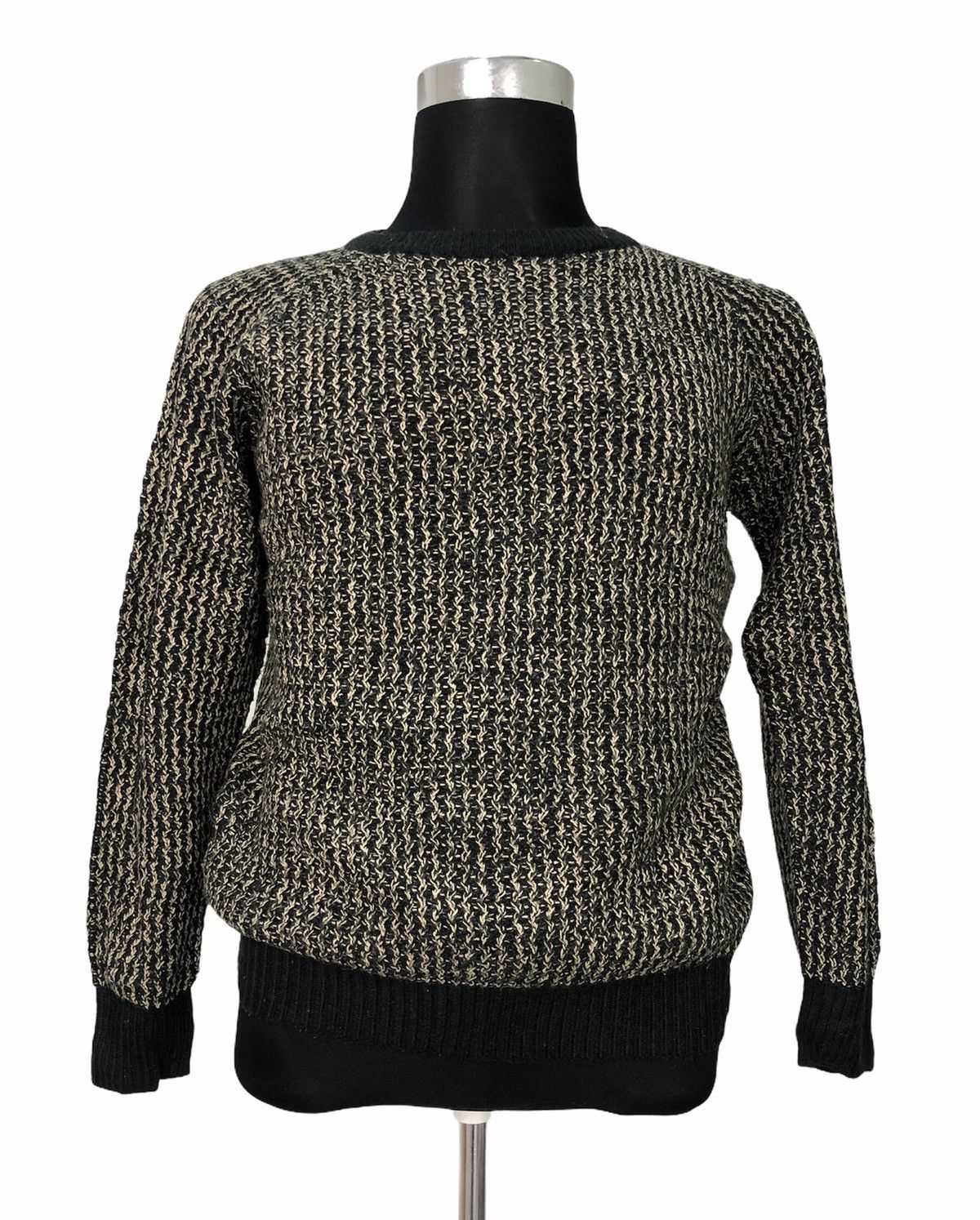 Canadian Sweater LOVESHEART Aran Coloured Cable Sweater Crewneck