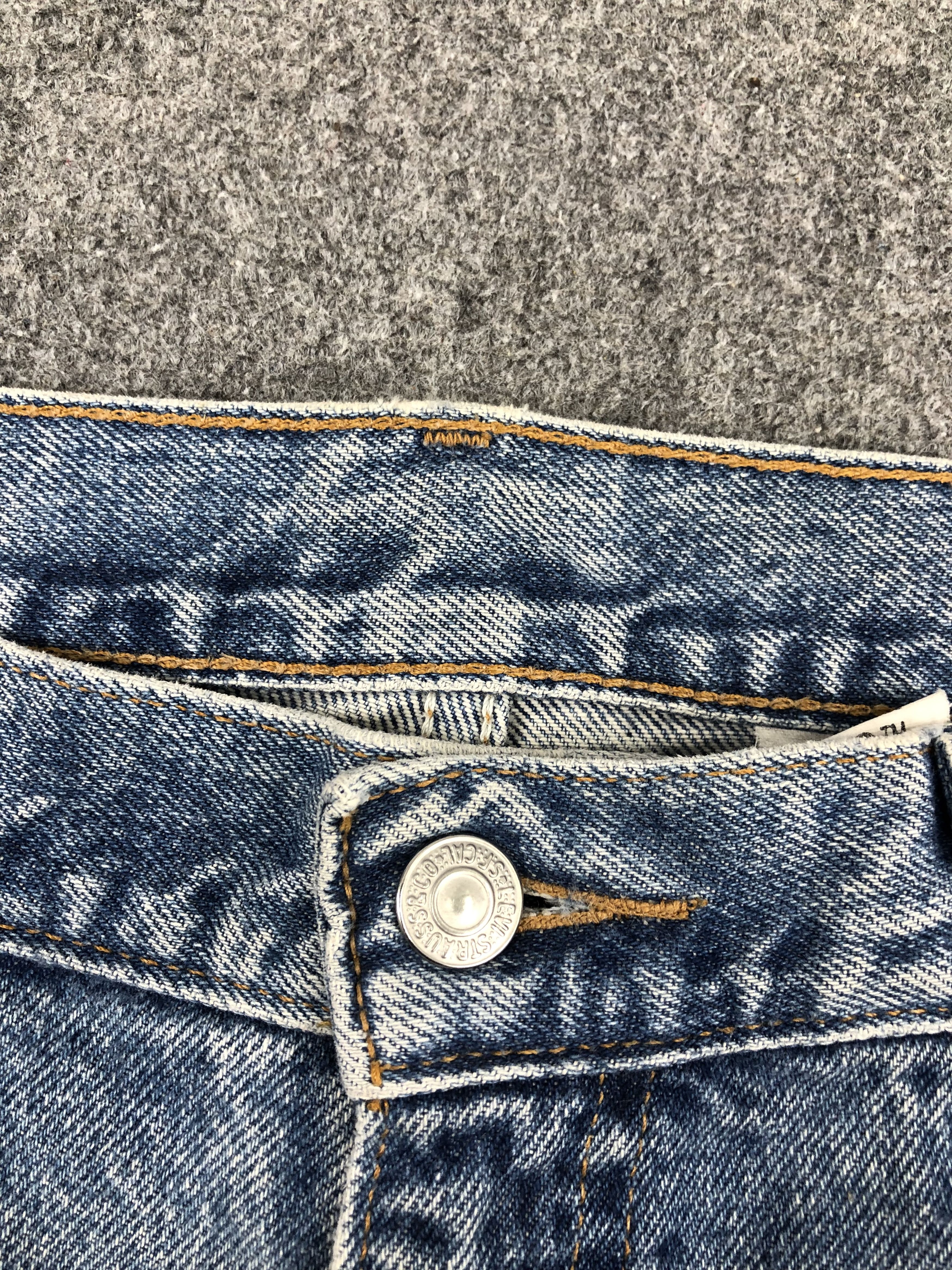 Levi's Vintage 90s Levis 550 Faded Blue Jeans DP1399 Size US 38 / EU 54 - 10 Thumbnail