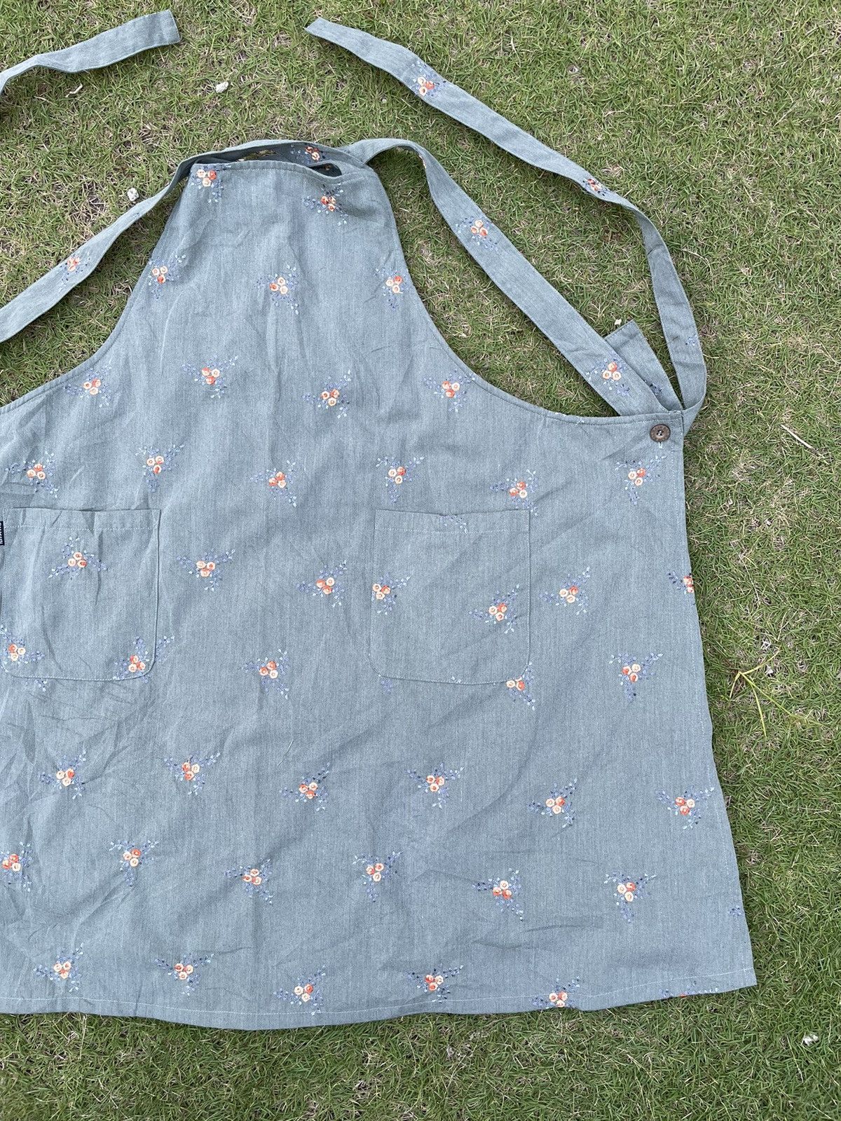 Balmain 🔥Balmain Paris Embroidery Floral Apron🔥 Size ONE SIZE - 3 Thumbnail