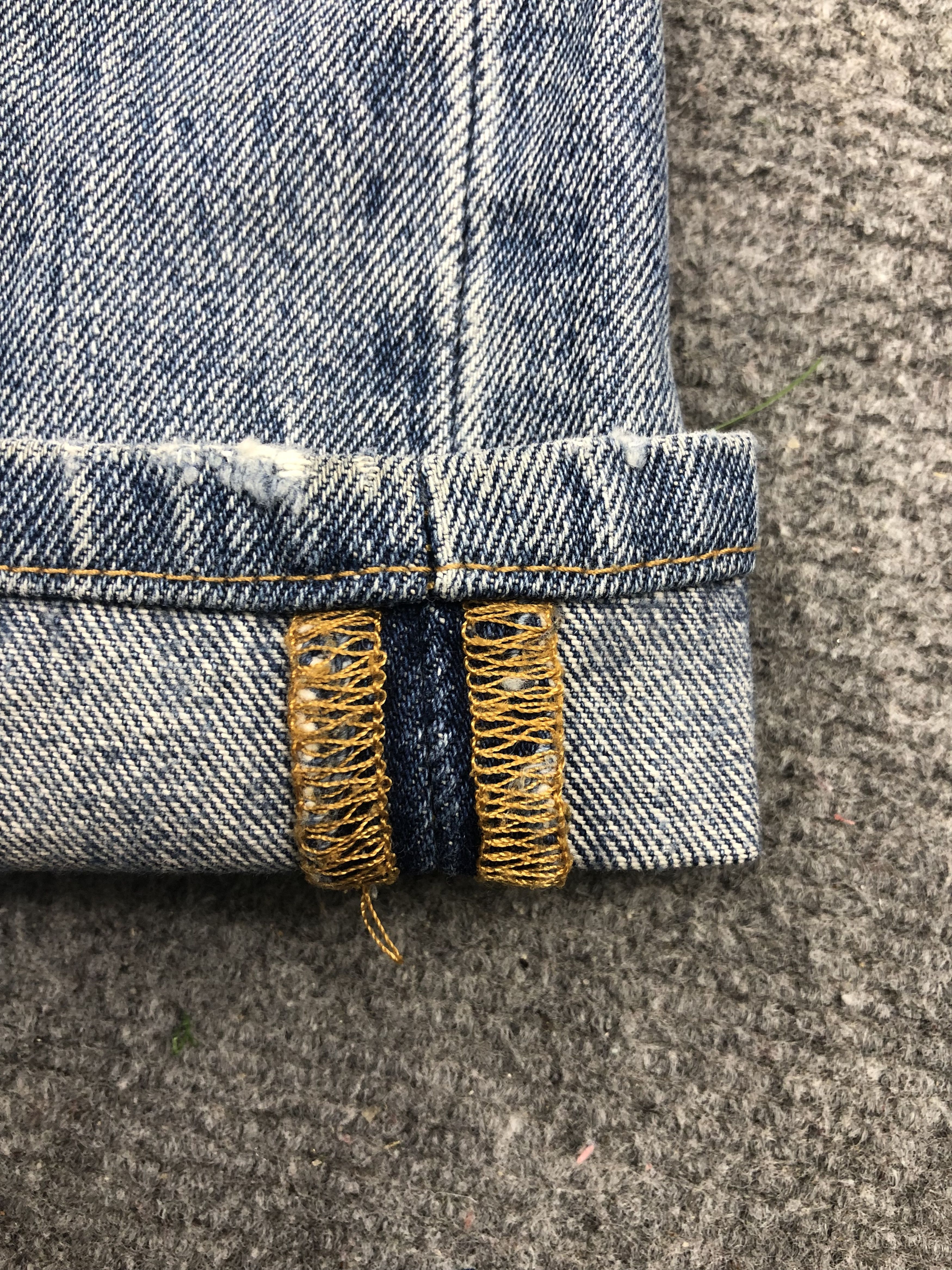 Levi's × Vintage Vintage Levis 501 Faded Blue Jeans Size US 37 - 9 Thumbnail