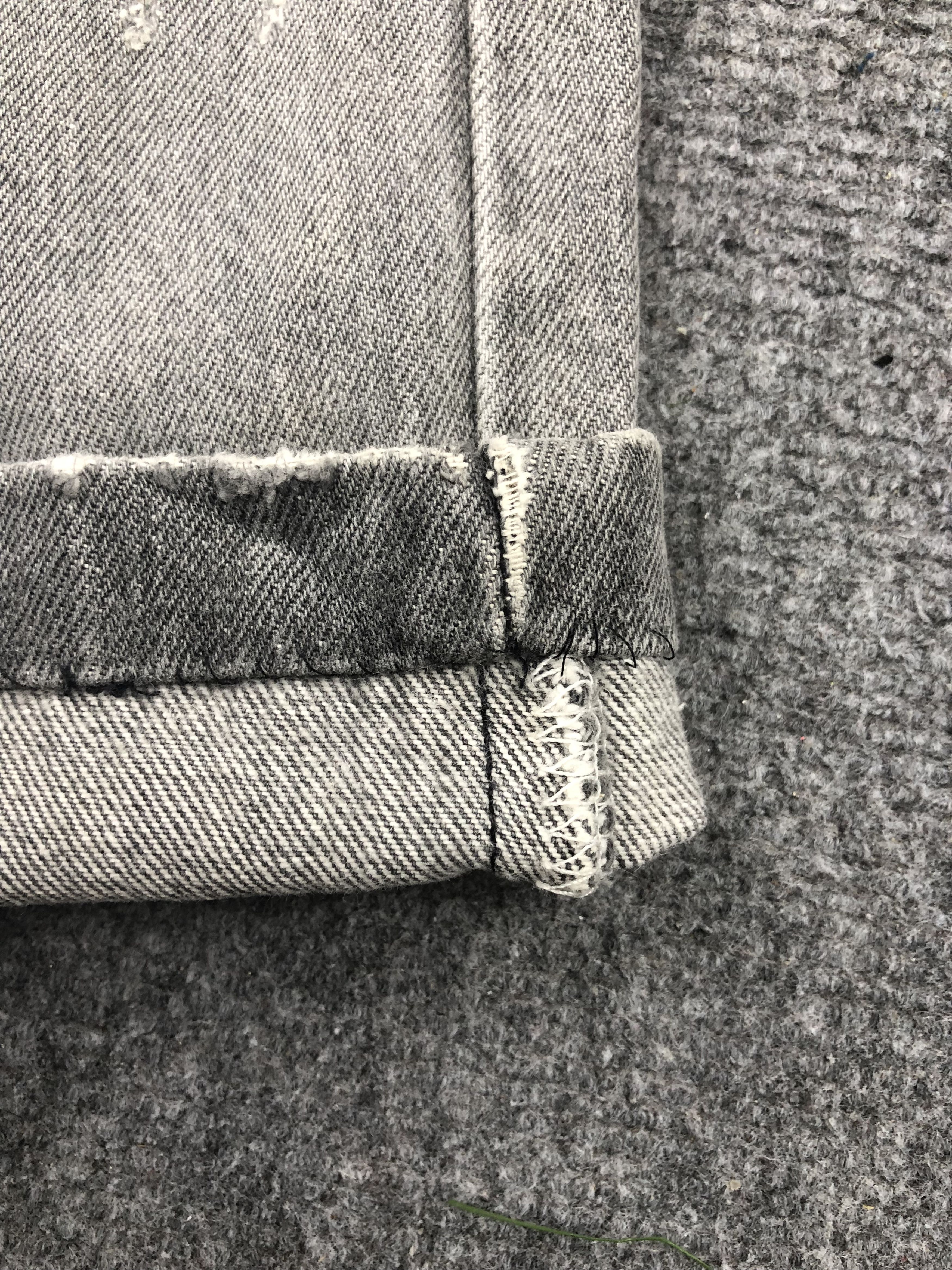 Levi's × Vintage Vintage 90s Distressed Levis 501 Faded Black Jeans Size US 34 / EU 50 - 10 Thumbnail