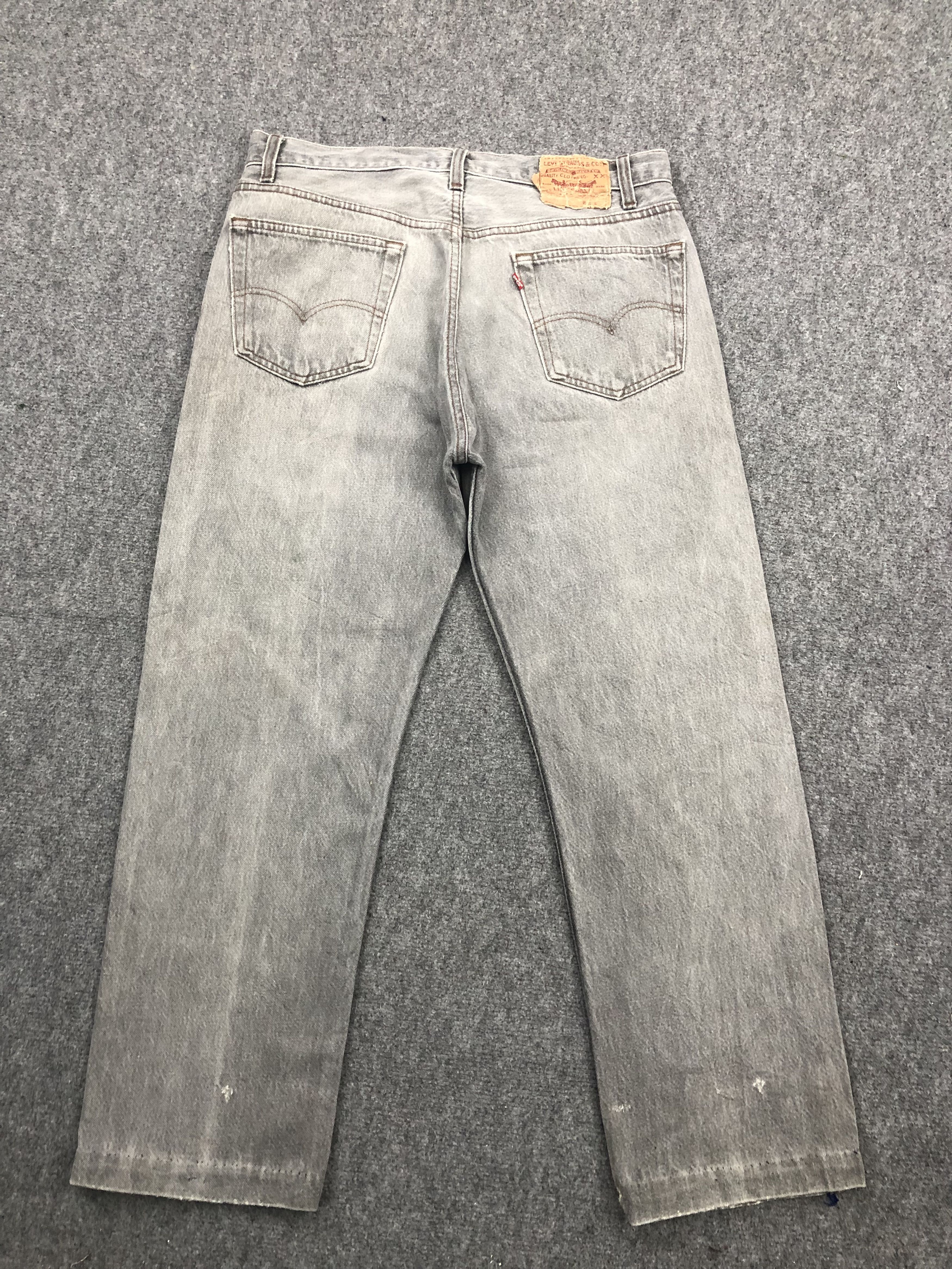 Levi's × Vintage Vintage 90s Distressed Levis 501 Faded Black Jeans Size US 34 / EU 50 - 3 Thumbnail