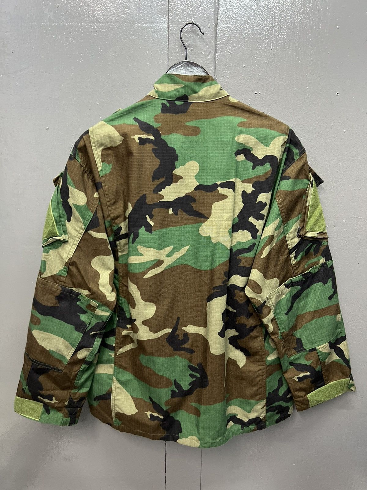 Other ARMY CAMOUFLAGE JACKET Size US L / EU 52-54 / 3 - 9 Thumbnail
