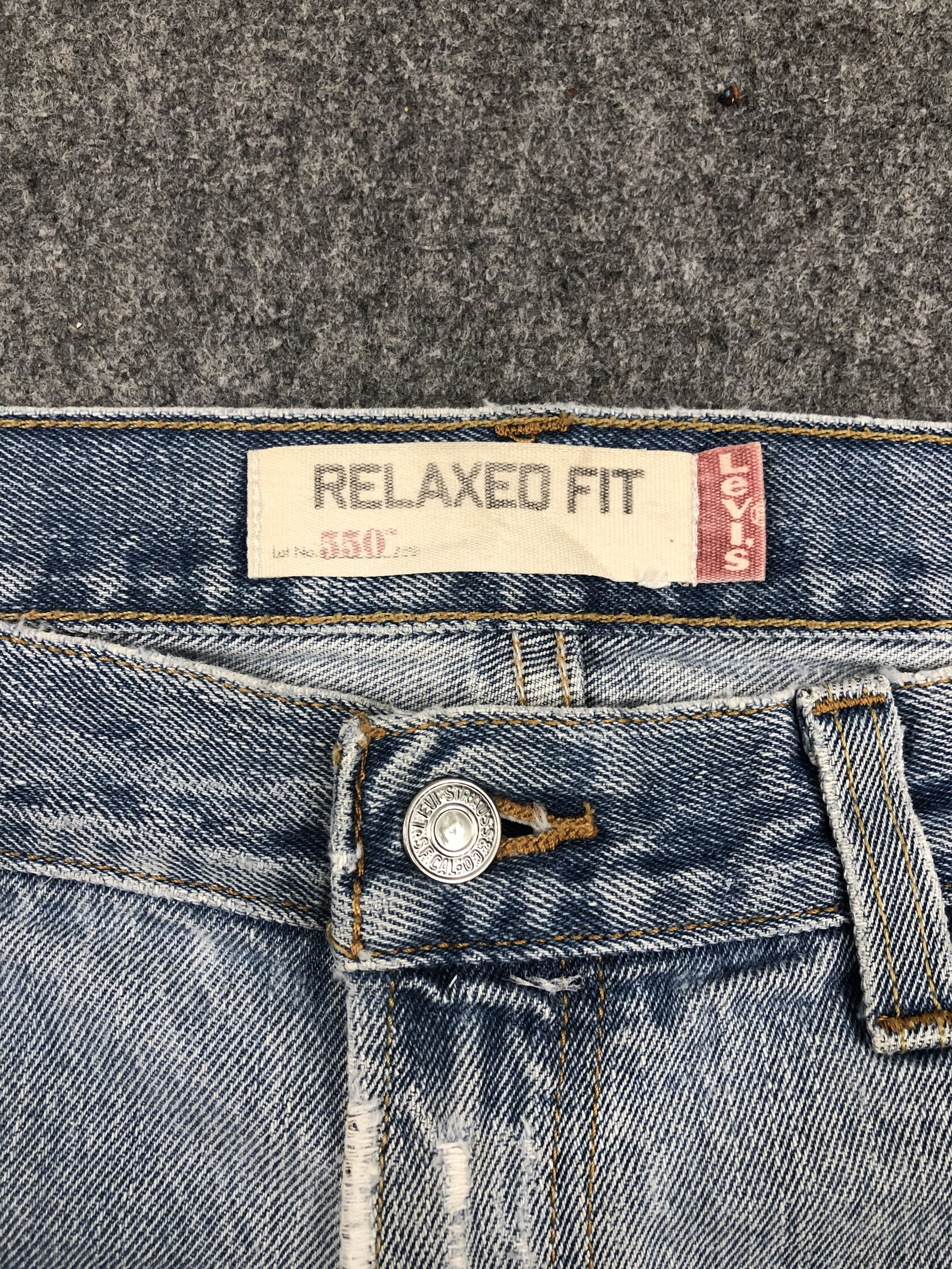 Levi's Vintage Levis 550 Faded Blue Jeans DP1547 Size US 37 - 7 Thumbnail