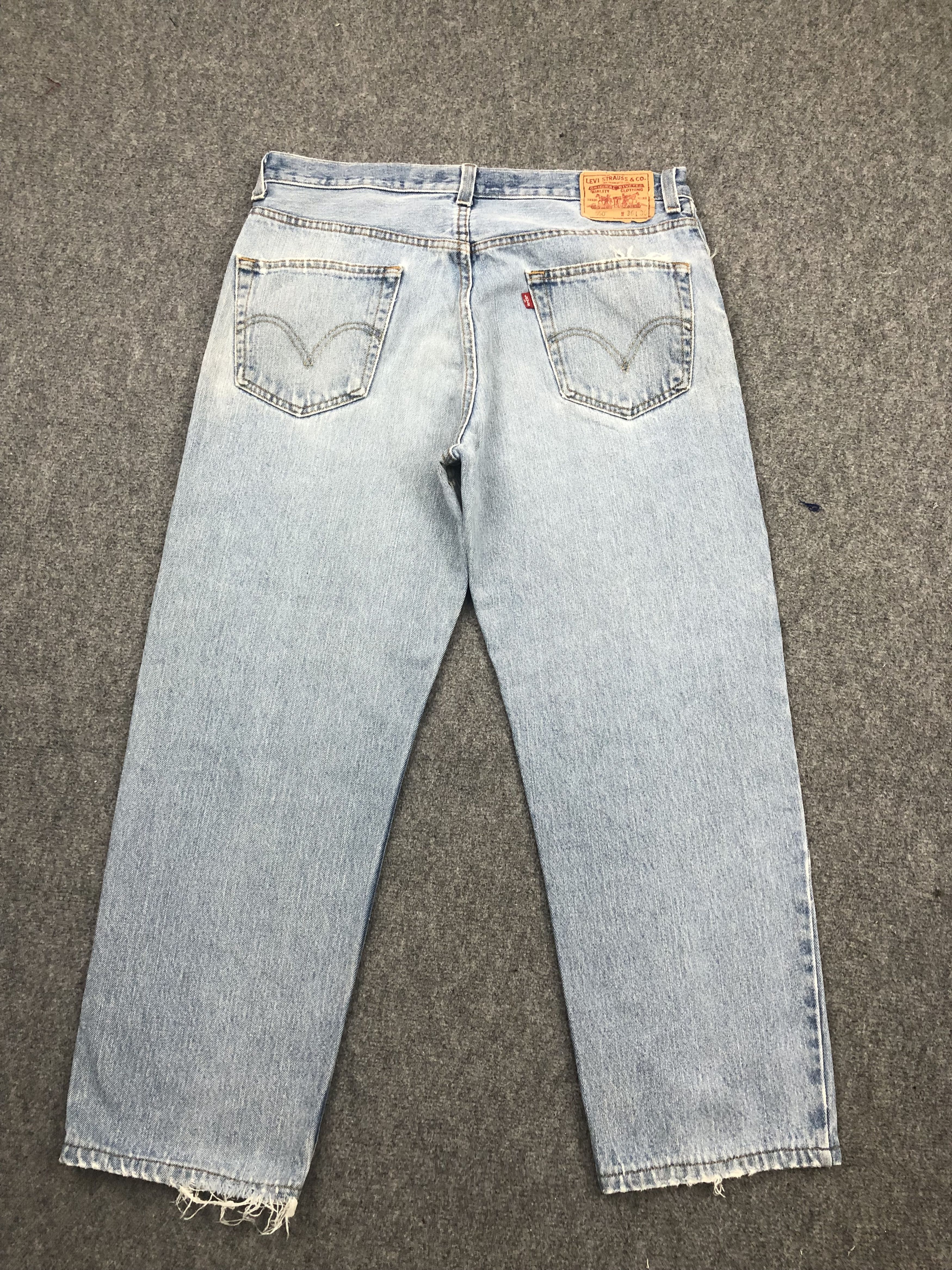 Levi's Vintage Levis 550 Faded Blue Jeans DP1547 Size US 37 - 3 Thumbnail