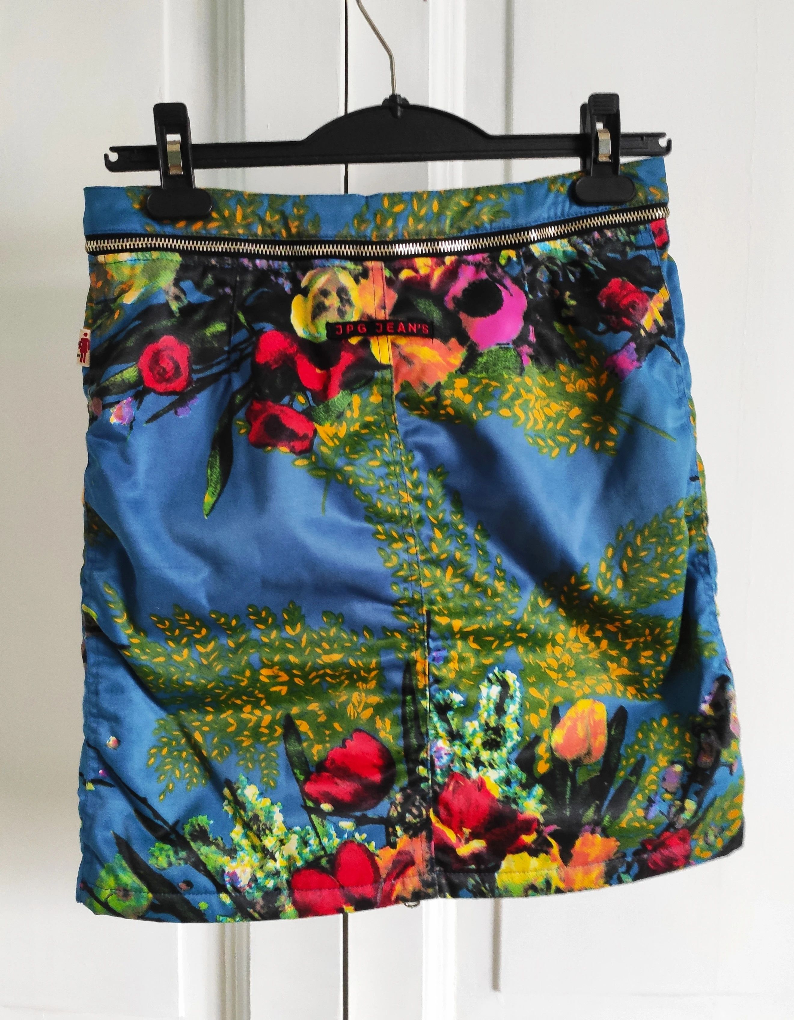 Jean Paul Gaultier New, most wanted, 90's JPG detachable jacket and skirt Size 27" / US 4 / IT 40 - 8 Thumbnail