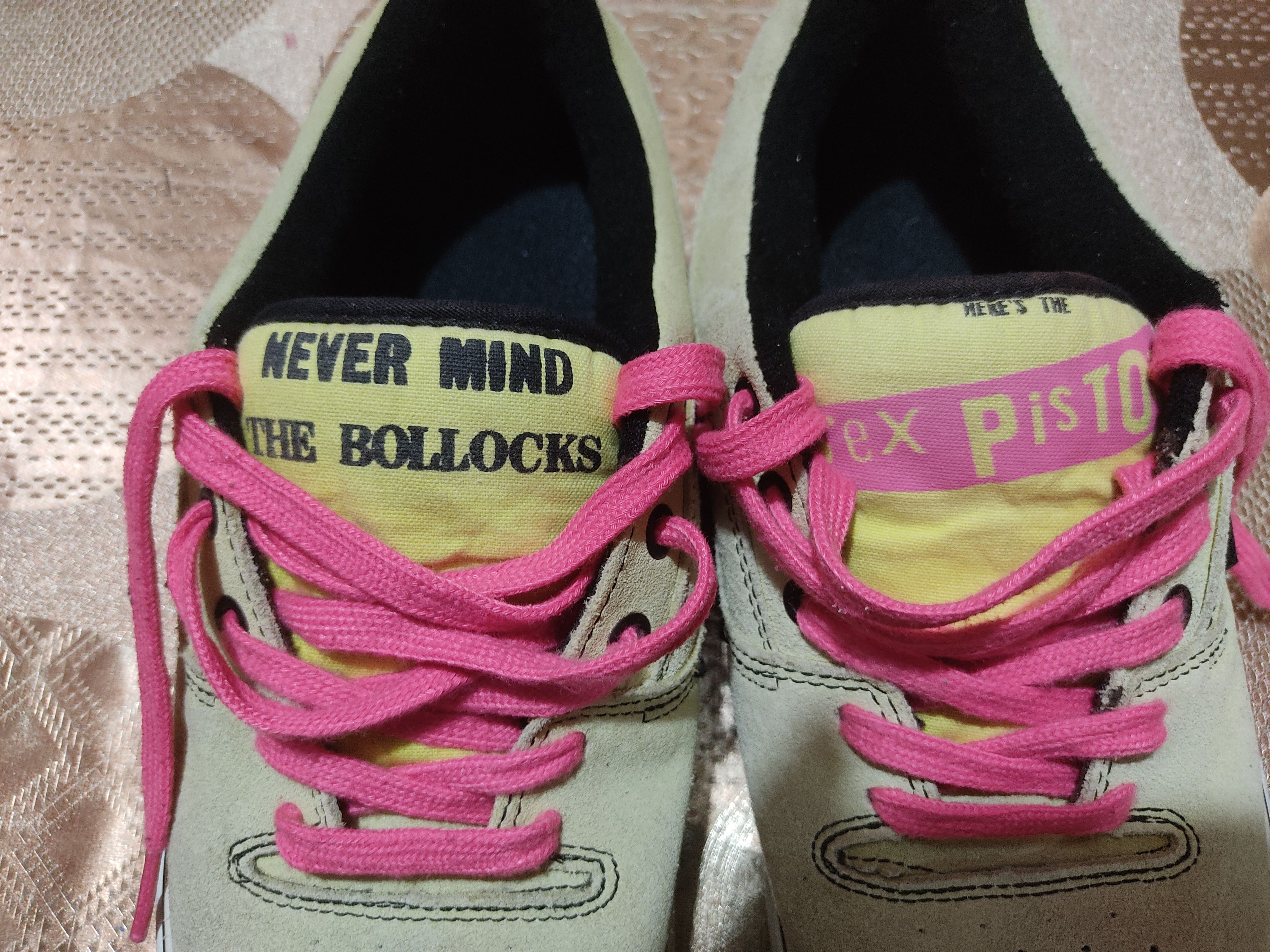 Band Tees Vans X Sex Pistols Never Mind the Bollocks Rowley Style 99's Size US 9 / EU 42 - 9 Thumbnail