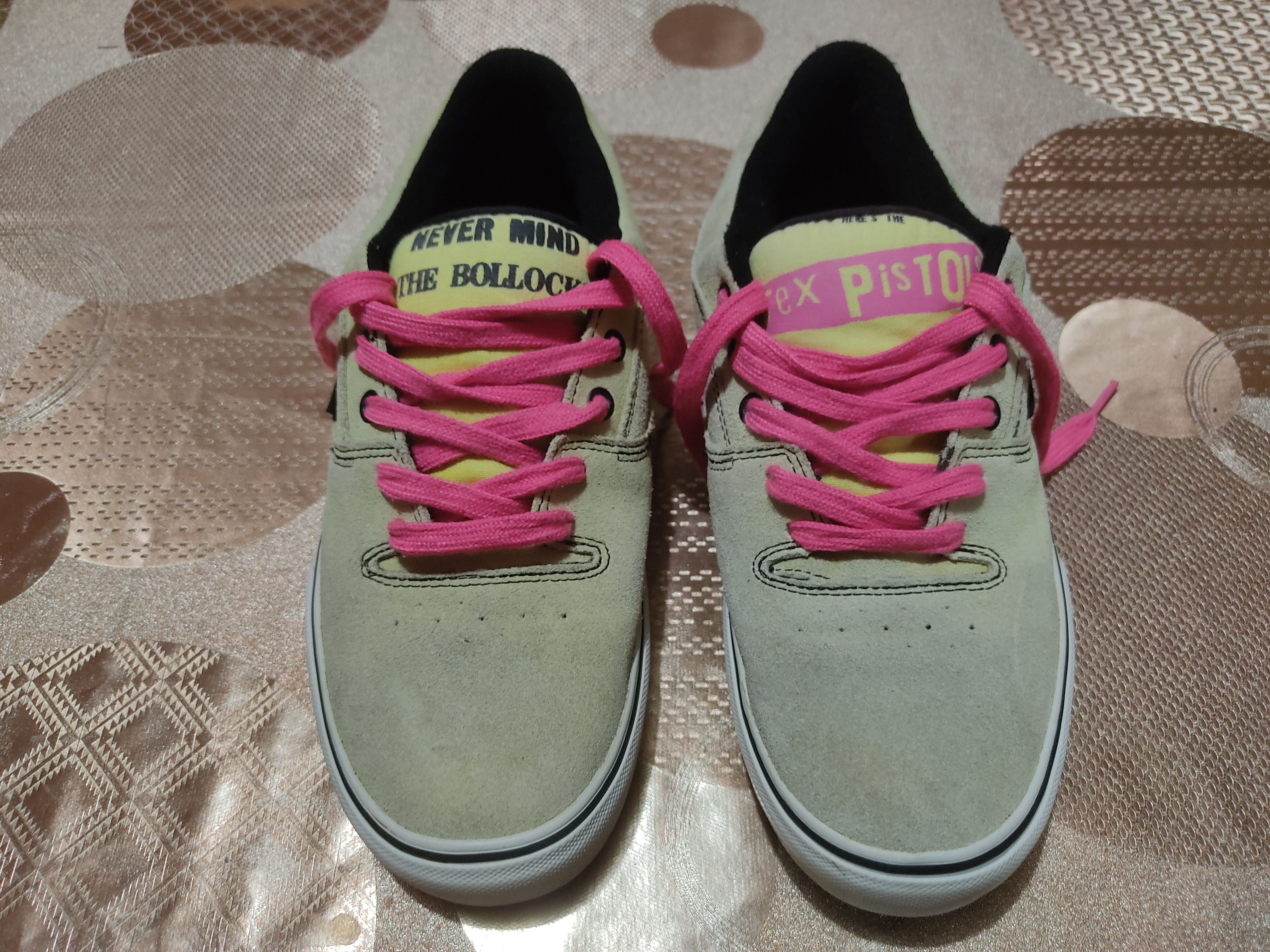 Band Tees Vans X Sex Pistols Never Mind the Bollocks Rowley Style 99's Size US 9 / EU 42 - 3 Thumbnail