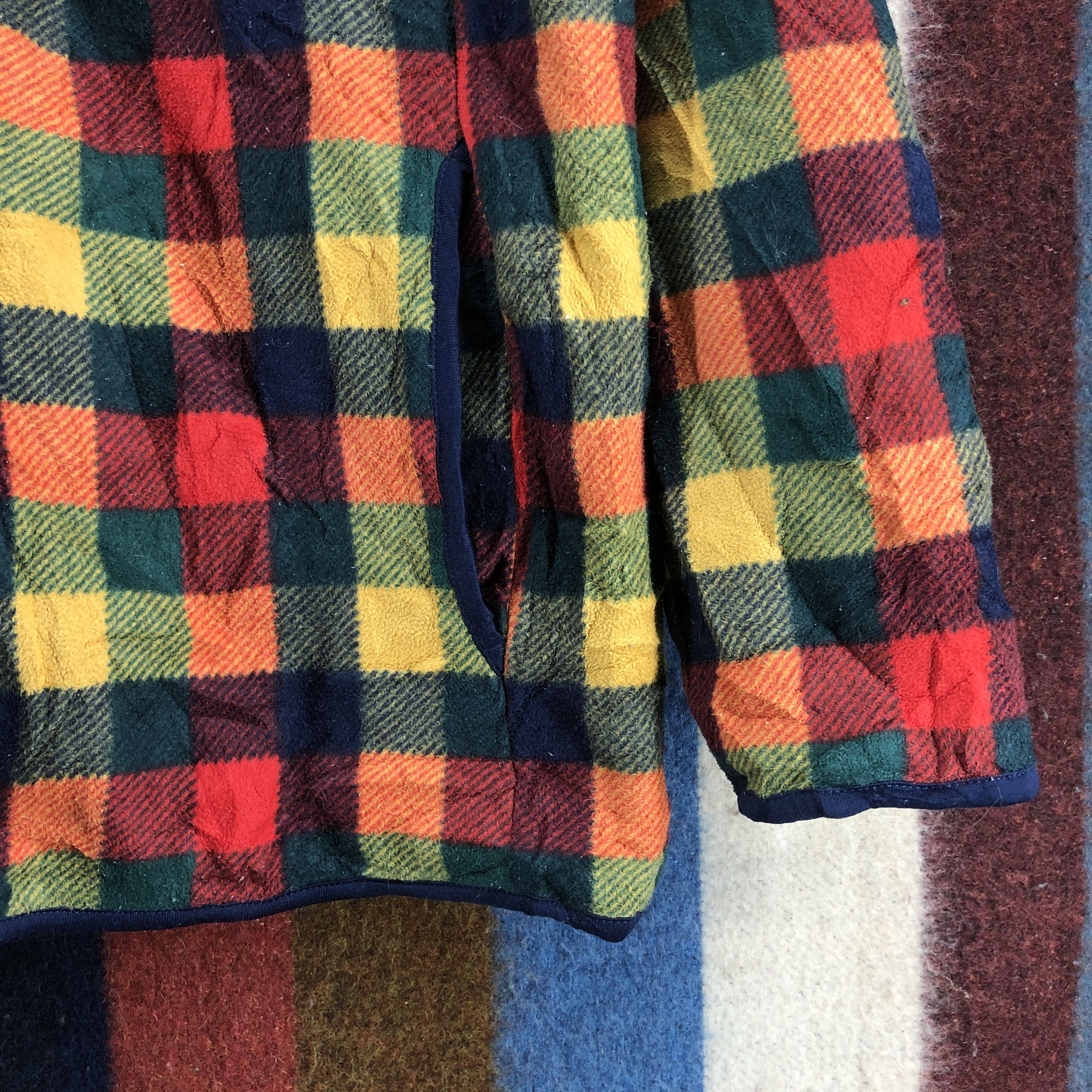 Uniqlo UNIQLO Zipper Fleece Colourful #090/E Size US M / EU 48-50 / 2 - 3 Thumbnail
