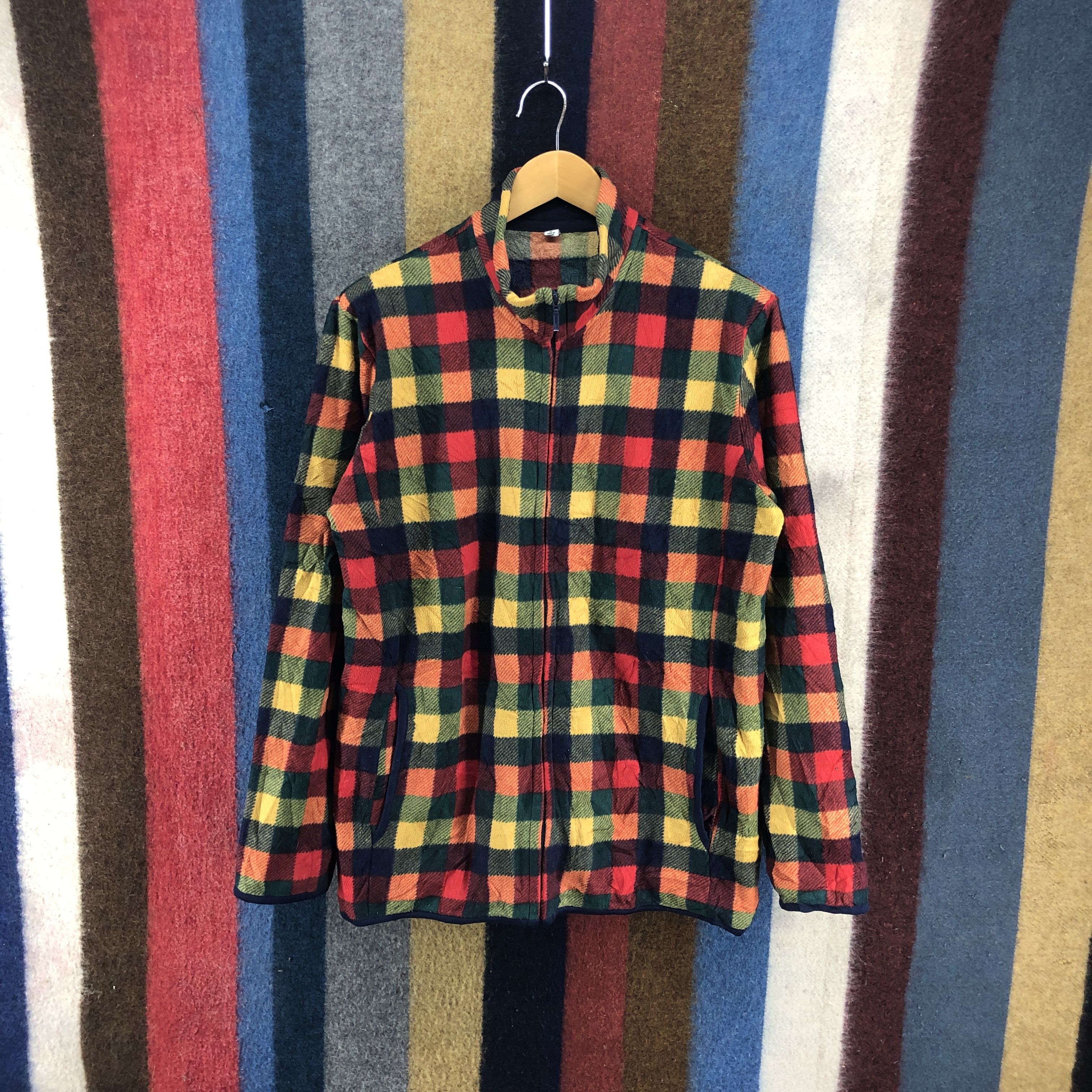 Uniqlo UNIQLO Zipper Fleece Colourful #090/E Size US M / EU 48-50 / 2 - 1 Thumbnail