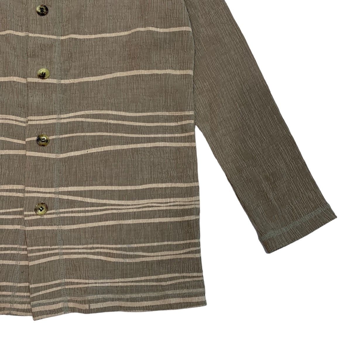 Issey Miyake × Pleats Please Issey Miyake 🔥Plantation Issey Miyake Pleated Button Jacket Size US S / EU 44-46 / 1 - 8 Thumbnail