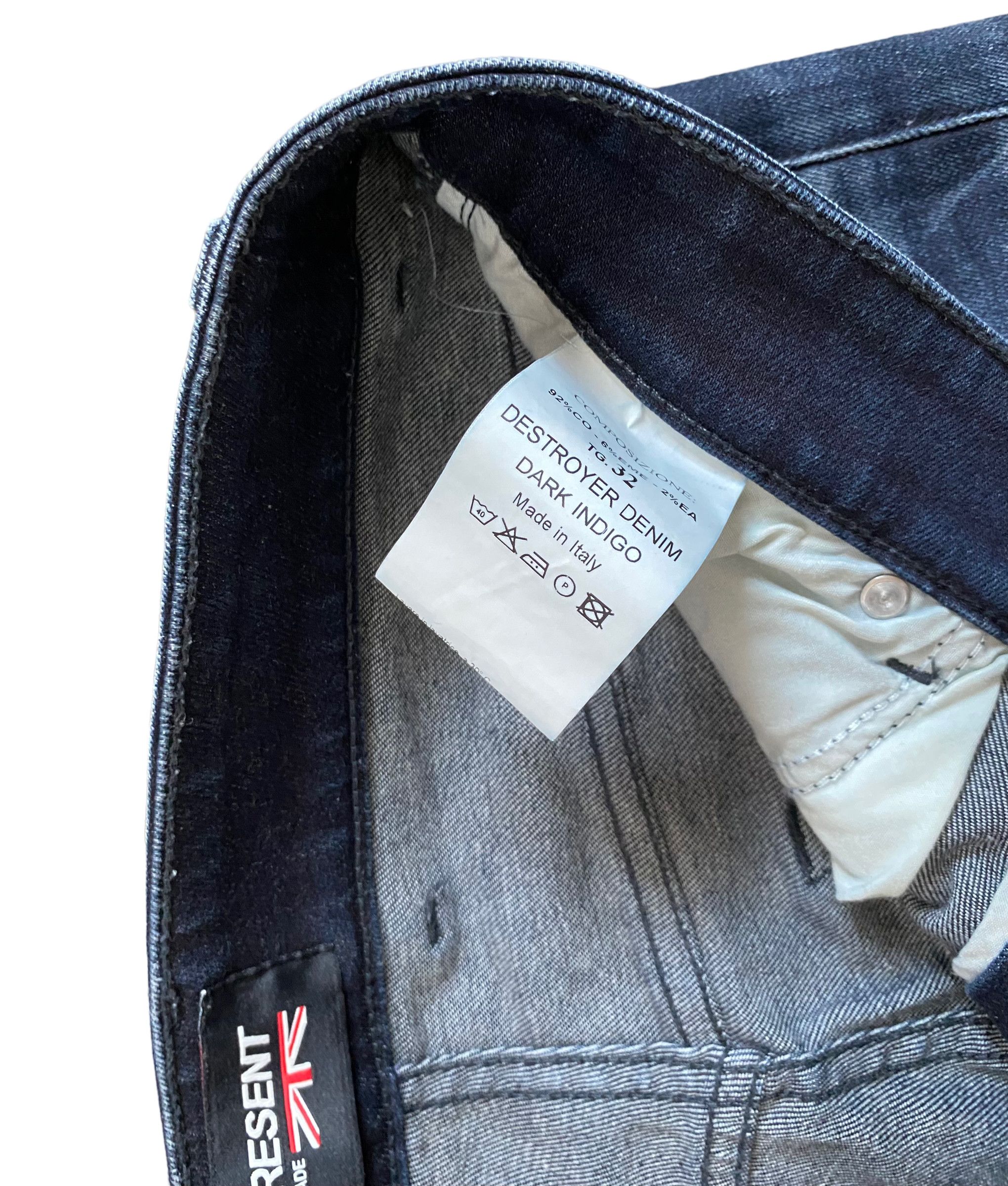 Represent Clo. Represent Destroyer denim dark indigo Size US 32 / EU 48 - 2 Thumbnail