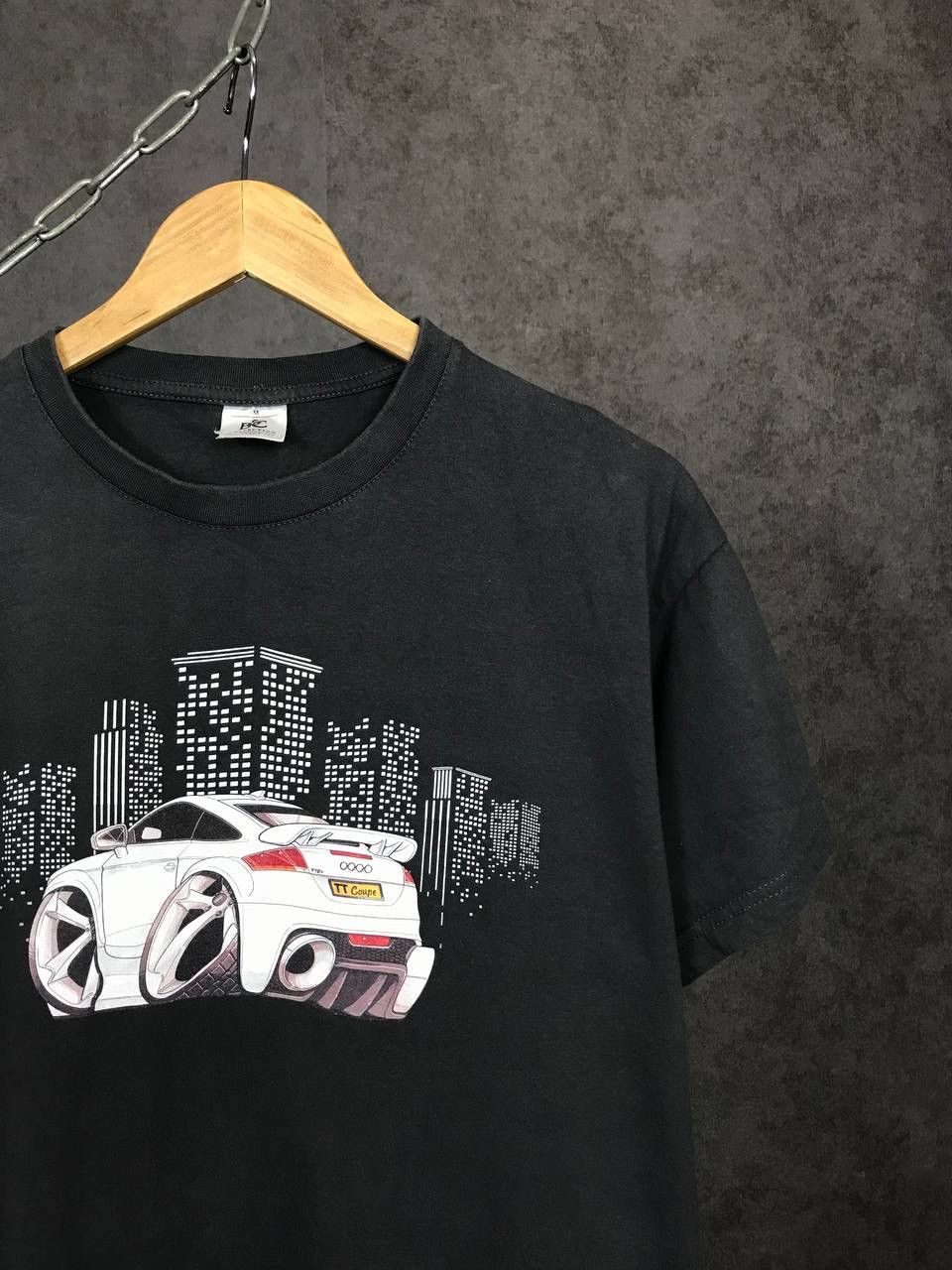 Audi Audi TT vintage racing tee Size US M / EU 48-50 / 2 - 2 Thumbnail