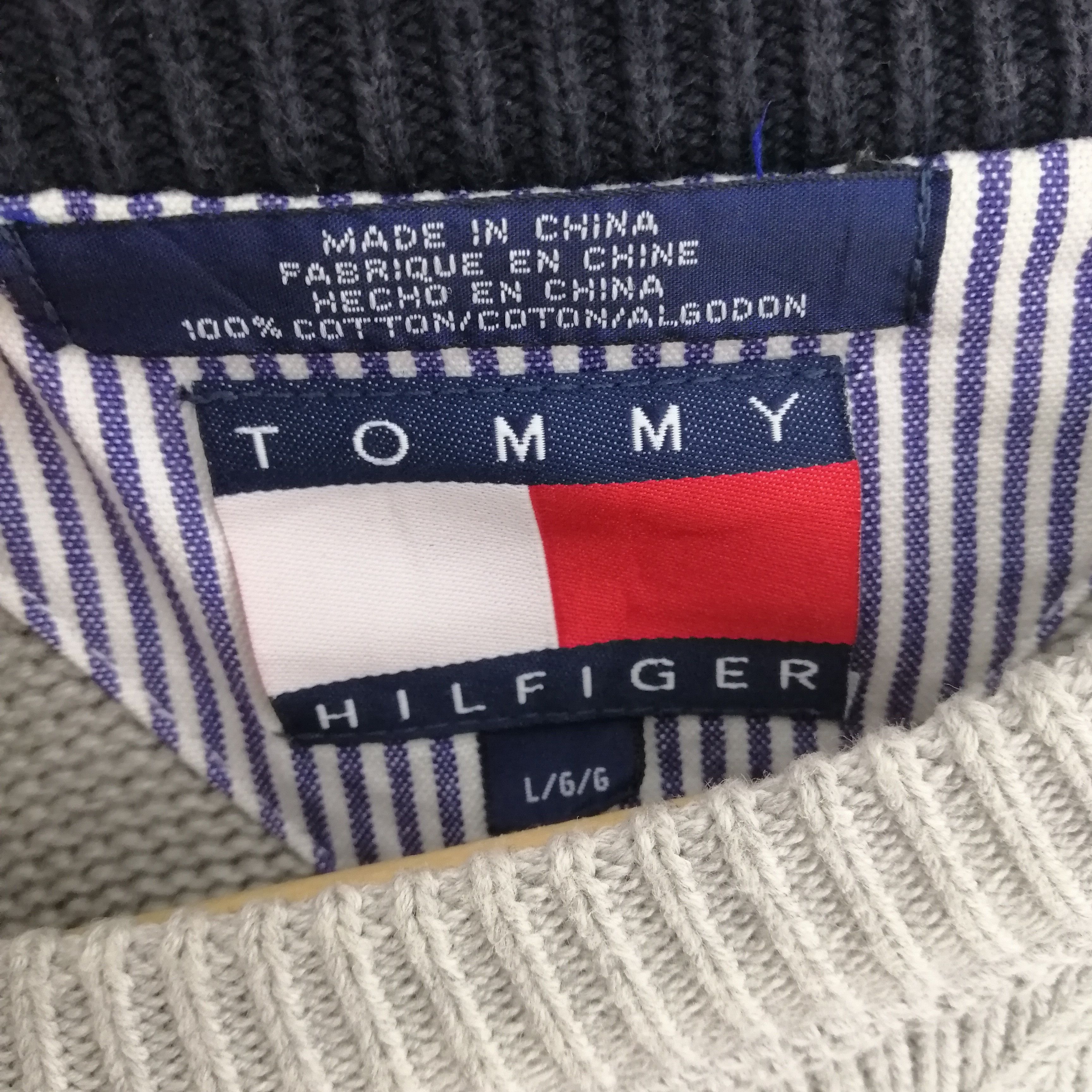 Tommy Hilfiger 🔥Vintage 90s Tommy Hilfiger big logo flag knitwear Size US L / EU 52-54 / 3 - 7 Thumbnail