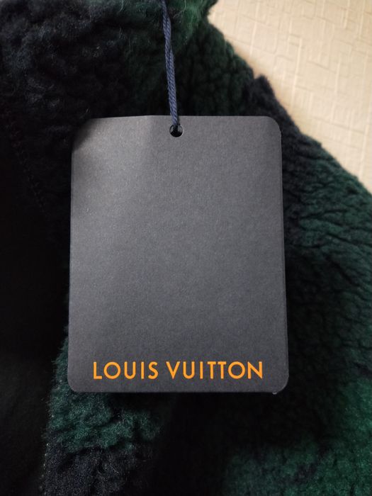 Louis Vuitton® Monogram Camo Fleece Blouson Multico. Size 4l