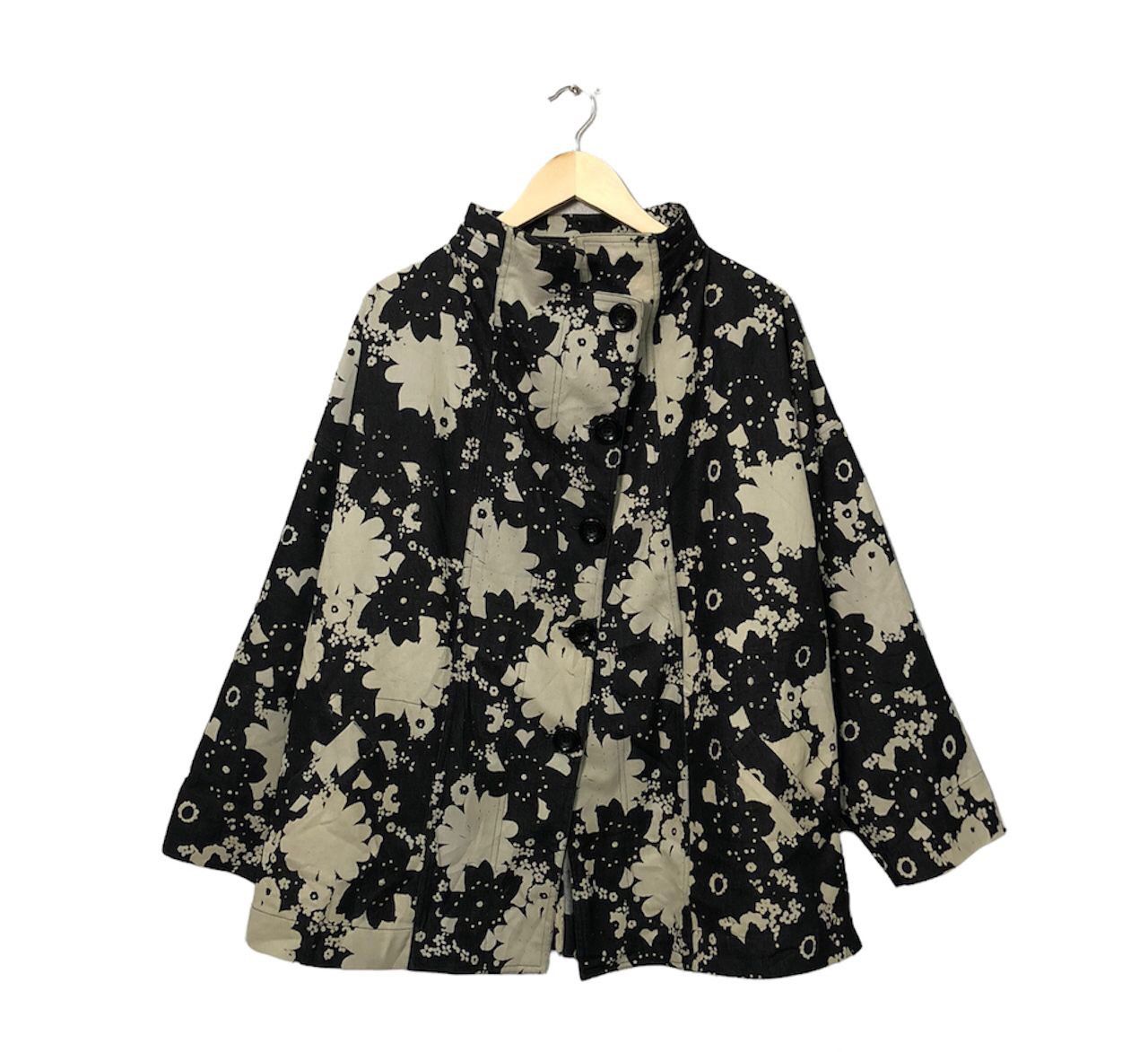 image of Art x Print All Over Me Vintage Unbranded Button Ups Full Print Blazer Coat Jacket in Black (Size 2