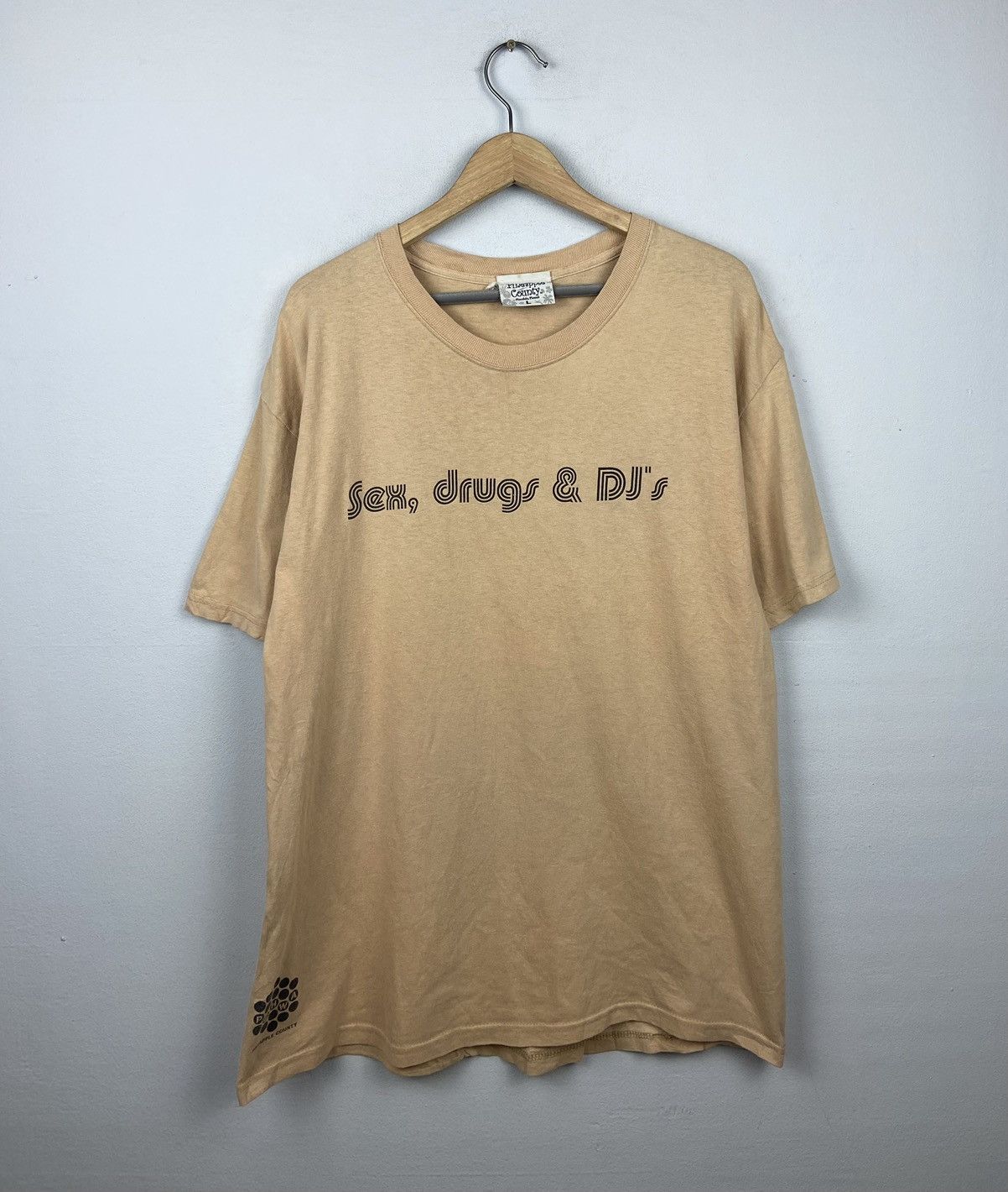 Vintage Vintage Pineapple County “Sex Drugs DJ Surf Tee Size US L / EU 52-54 / 3 - 4 Thumbnail