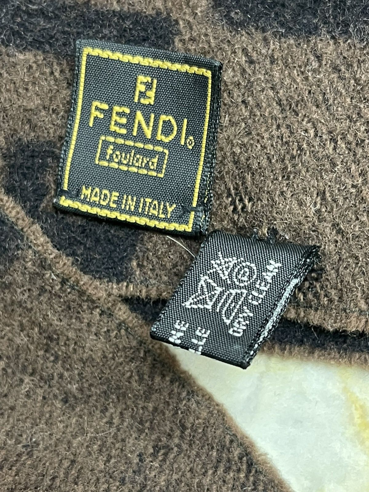 Fendi Fendi Foulard Monogram Wool Scarf Size ONE SIZE - 7 Thumbnail