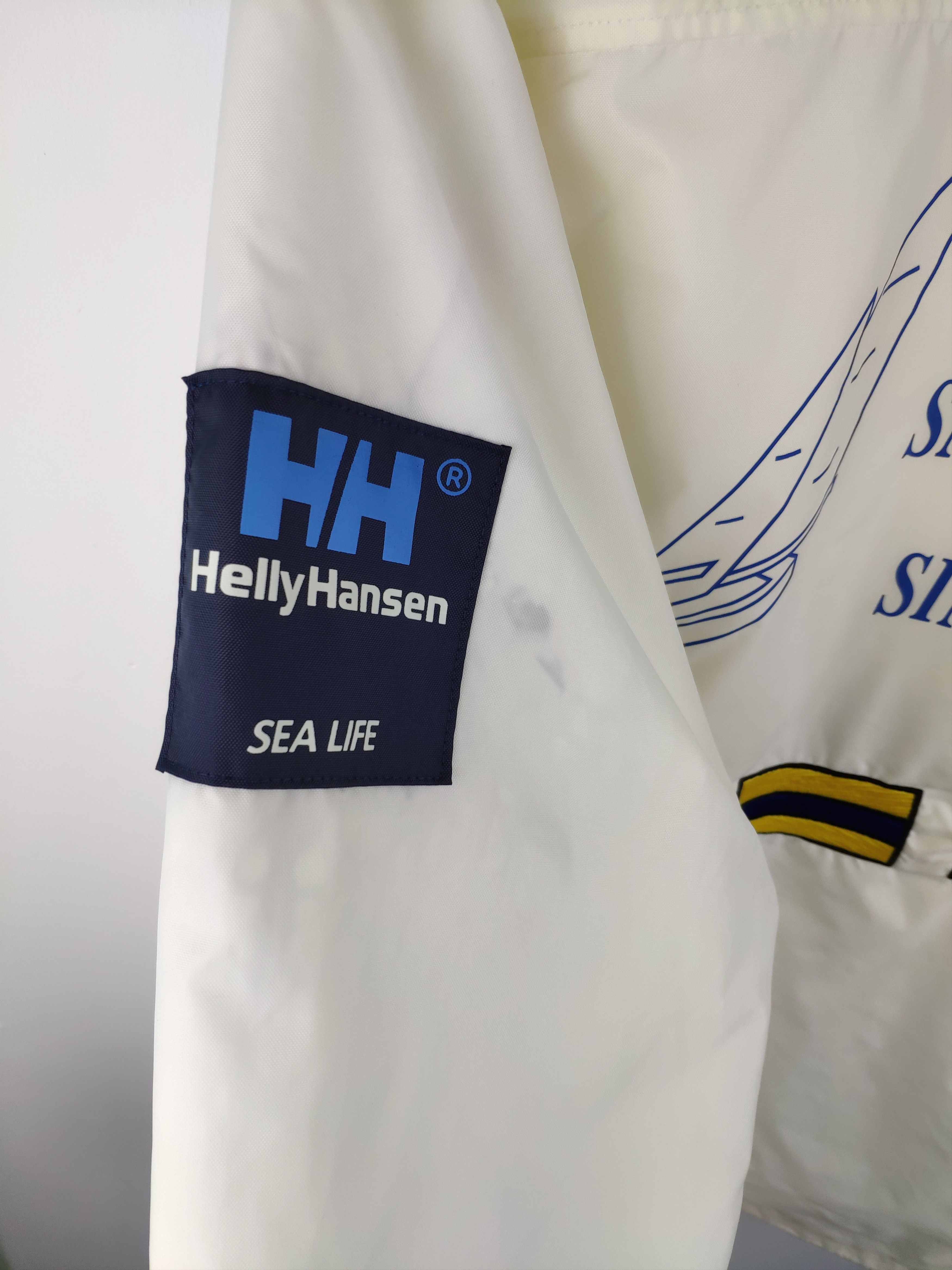 Helly Hansen × Vintage Steal 💥 Vintage Helly Hansen Jacket Spell Out Distressed Size US L / EU 52-54 / 3 - 5 Thumbnail