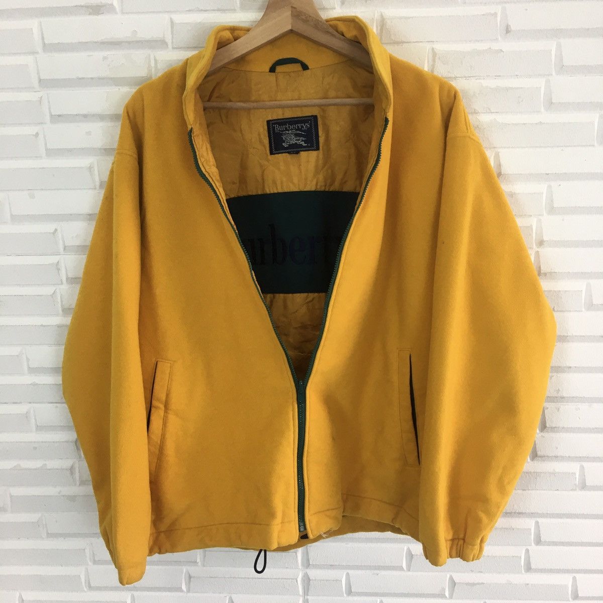 Burberry Burberry Fleece Jacket Spell Out Lining Size US M / EU 48-50 / 2 - 10 Thumbnail