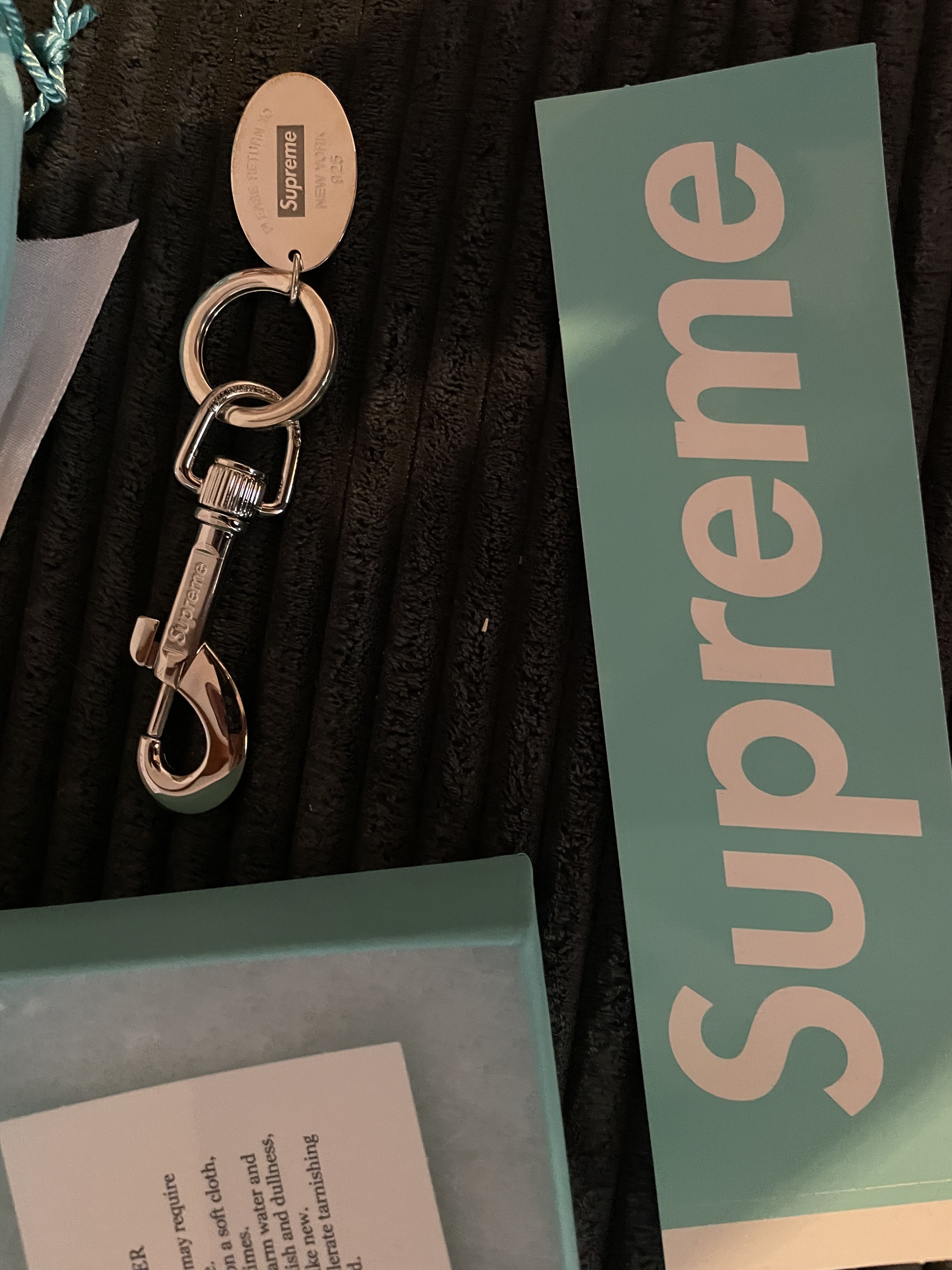 Supreme Tiffany Oval Keyring | Grailed