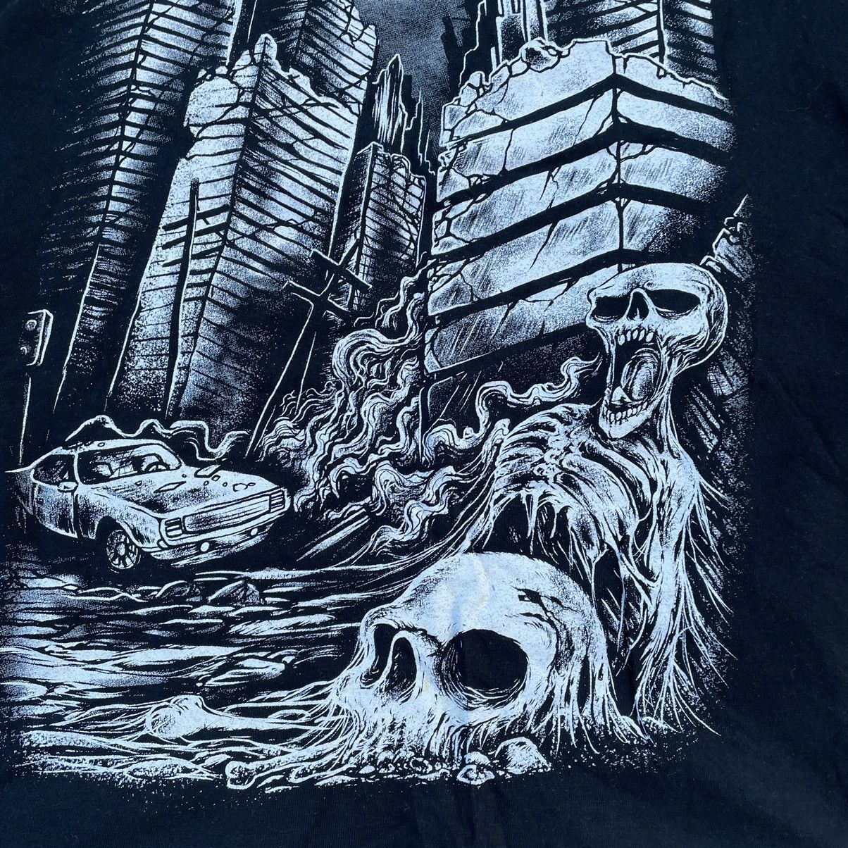 Vintage Vintage Y2K Empire Falls Graphic Tee Horror Punk Grunge M Size US M / EU 48-50 / 2 - 5 Thumbnail